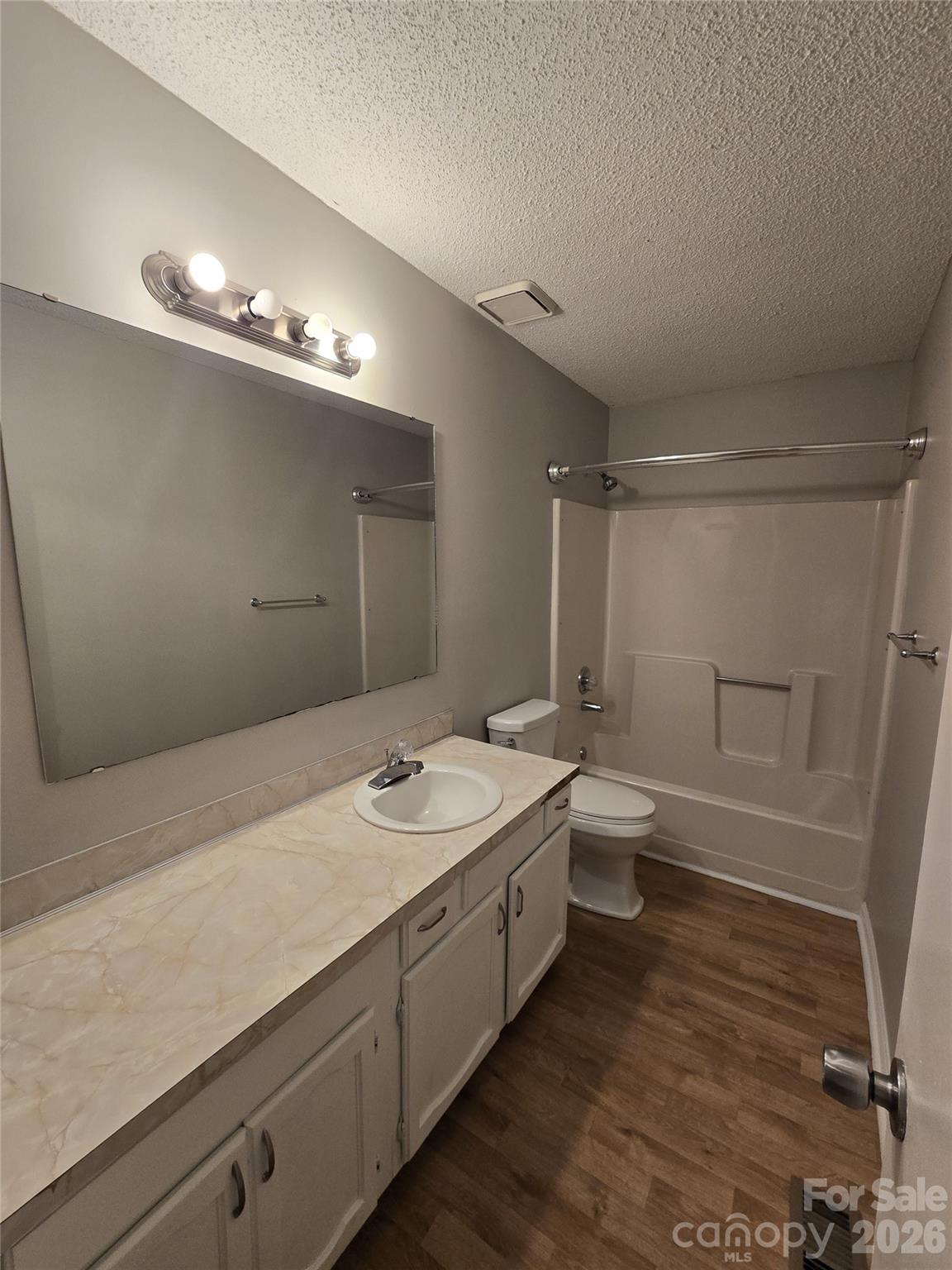 Clear Creek - Residential Income