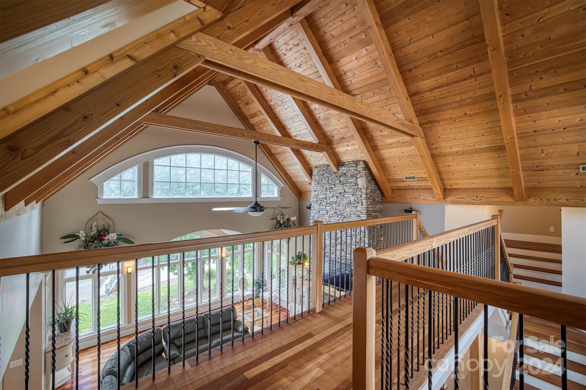 Pinnacle Shores - Residential