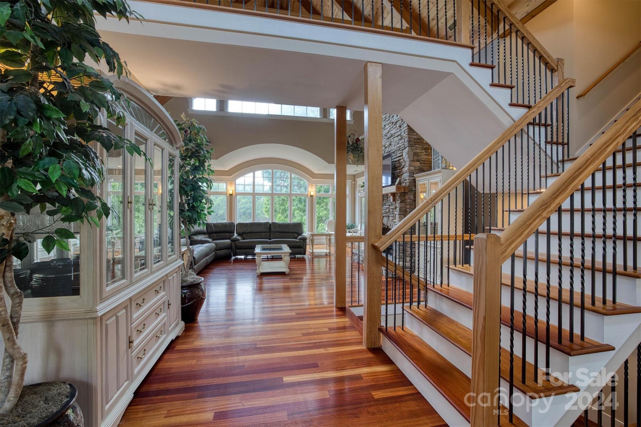 Pinnacle Shores - Residential