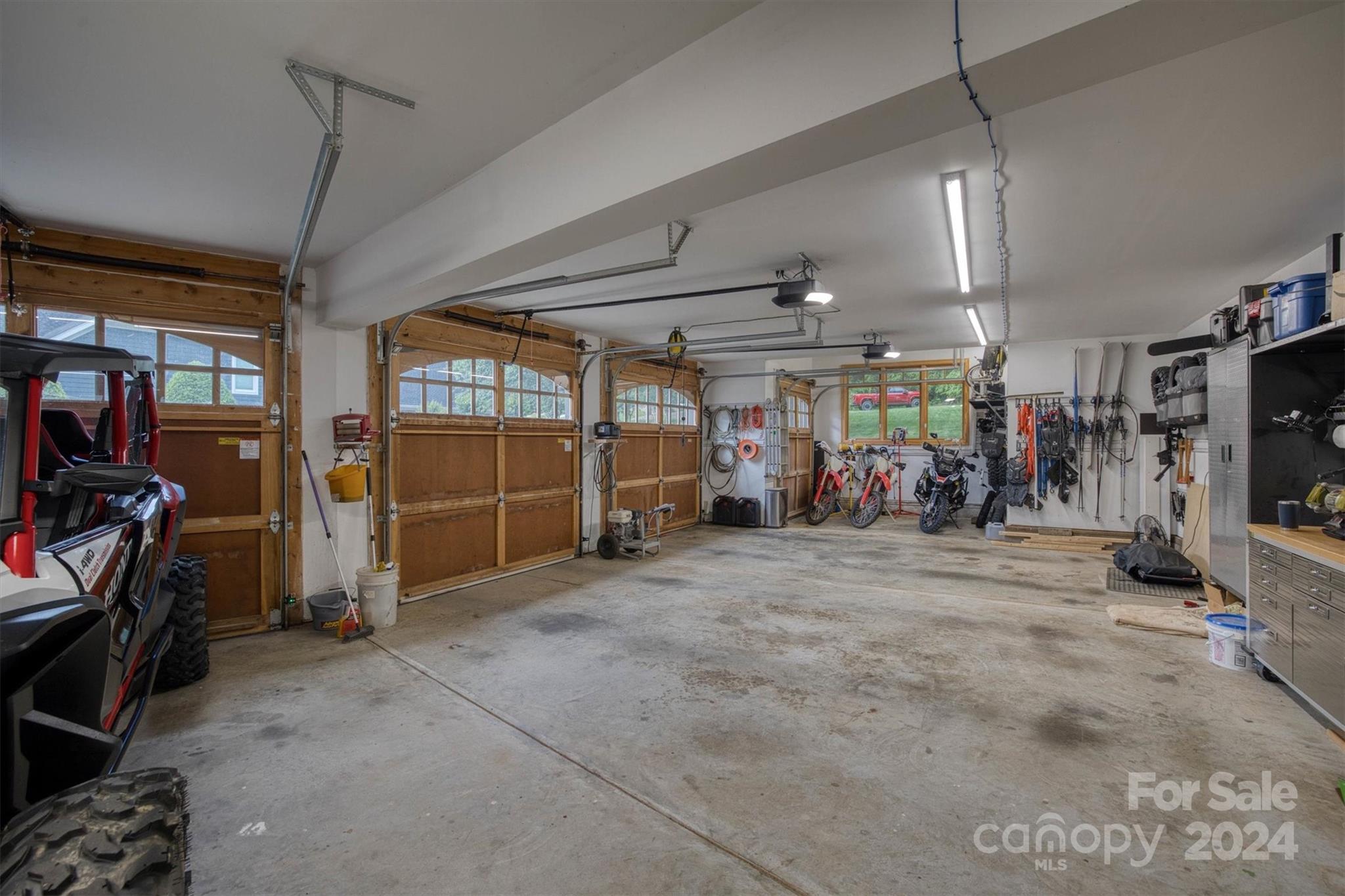 Pinnacle Shores - Residential