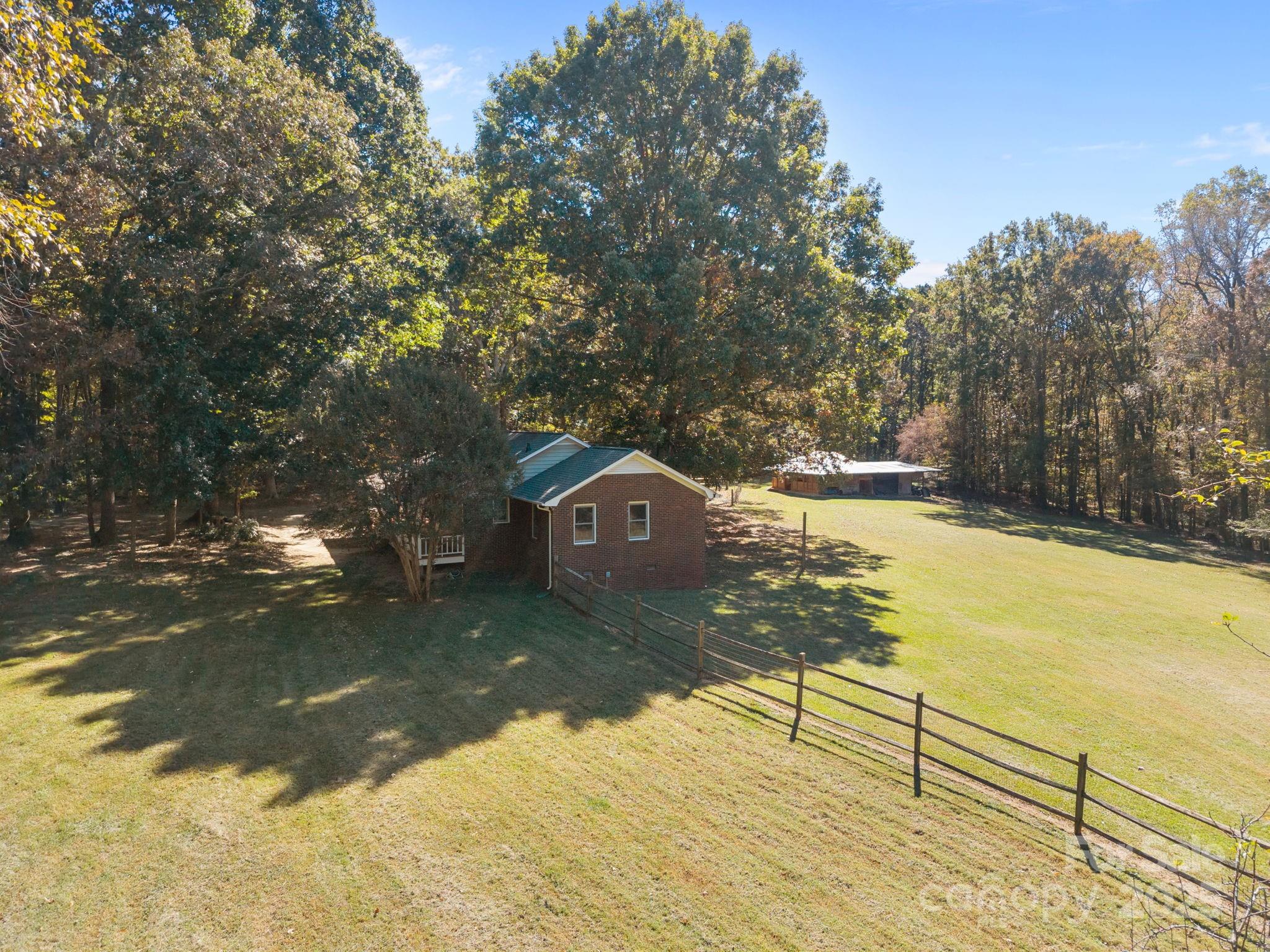5945 Lindenwood Drive