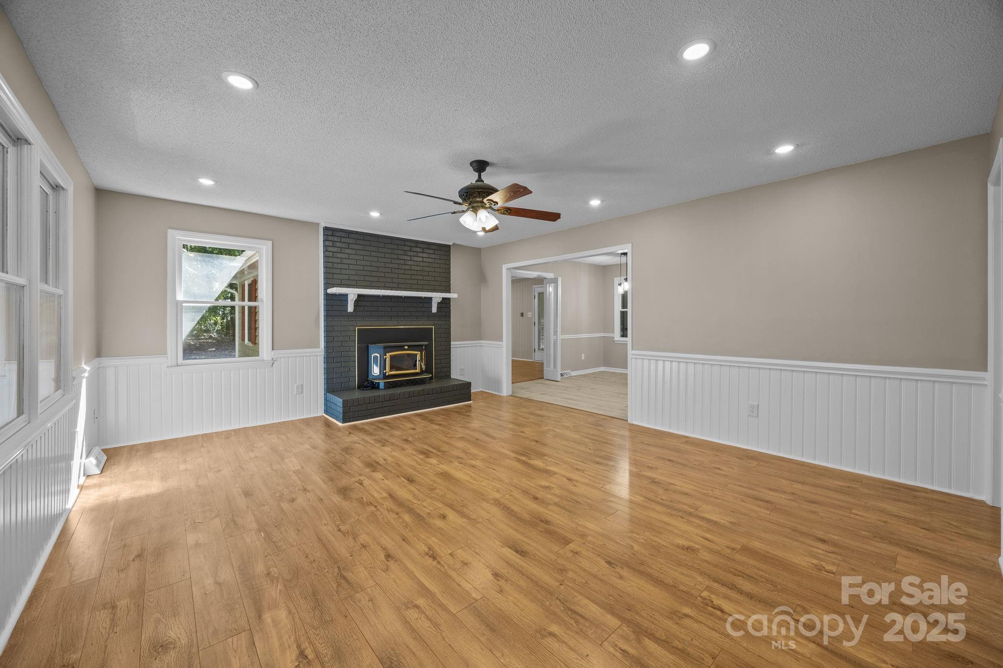 5945 Lindenwood Drive