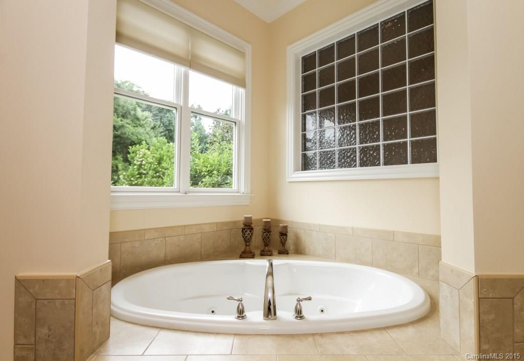 THE POINT - Residential