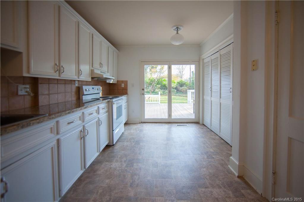 Seventeen Acres - Residential