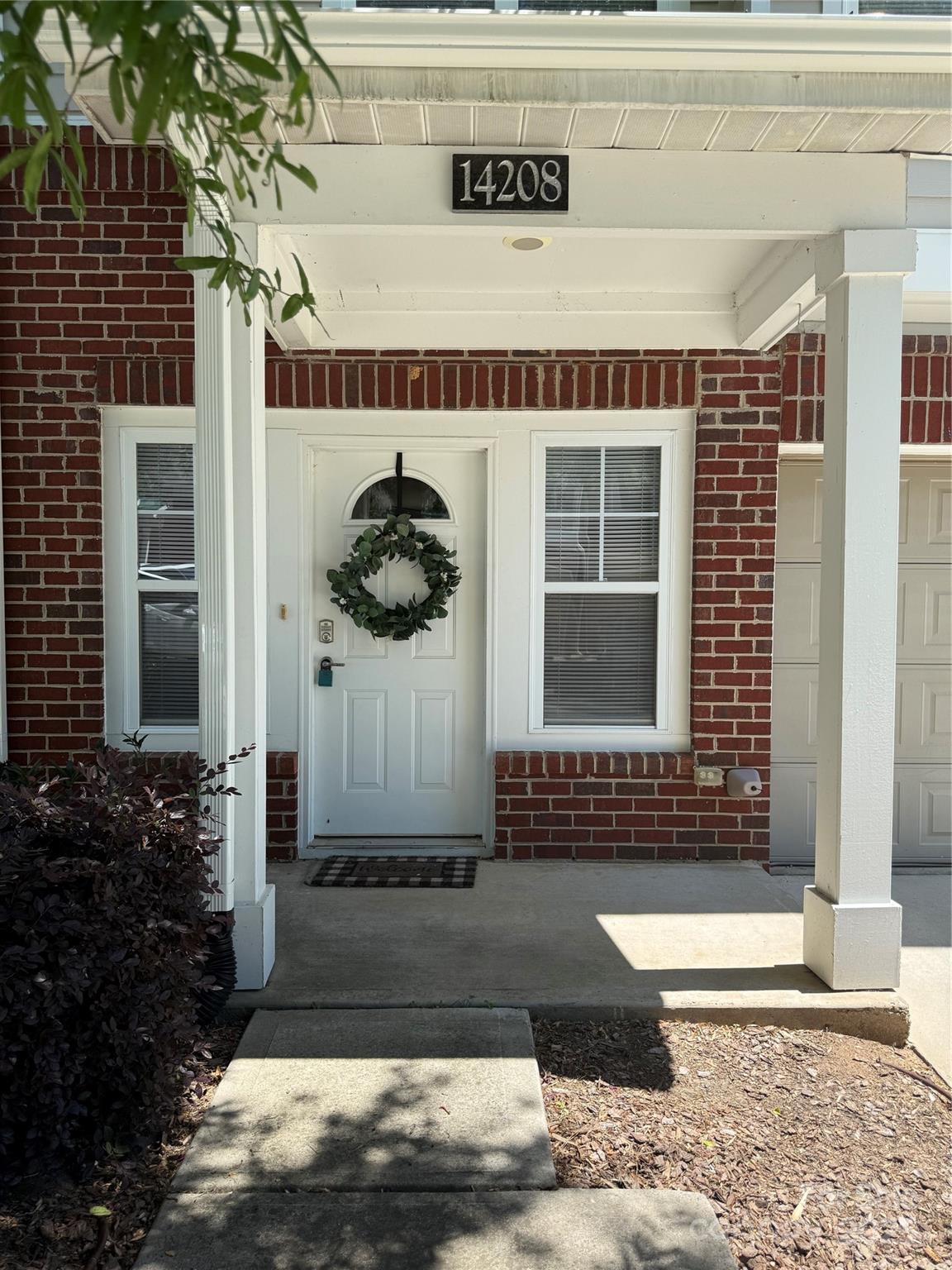 14208 Castle Abbey Lane