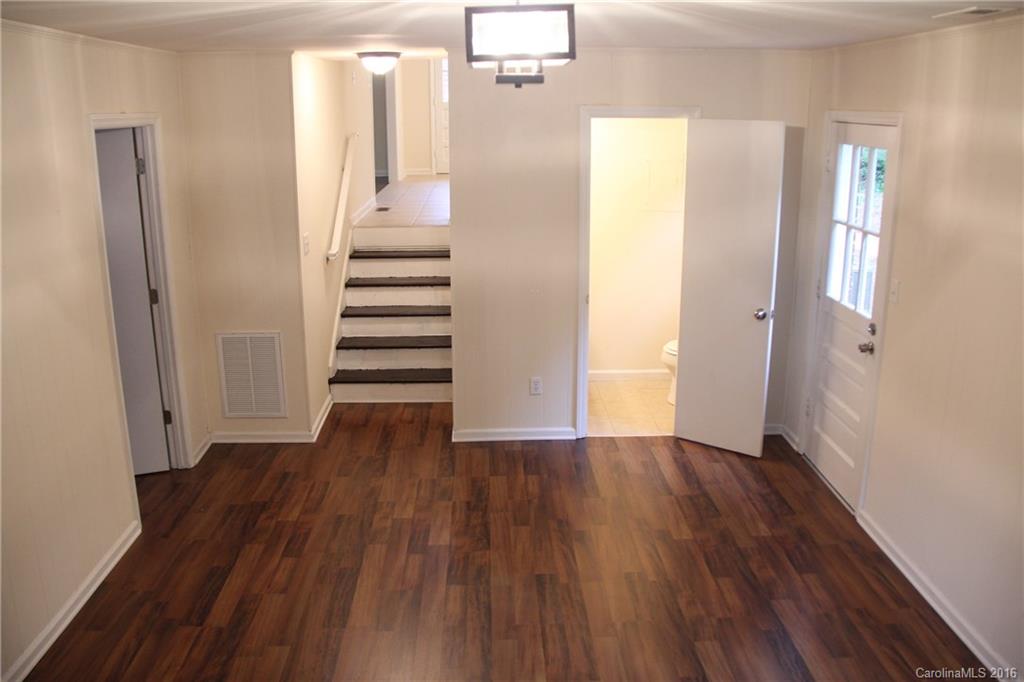 Four Seasons - Residential