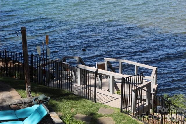 Pointe Regatta - Residential