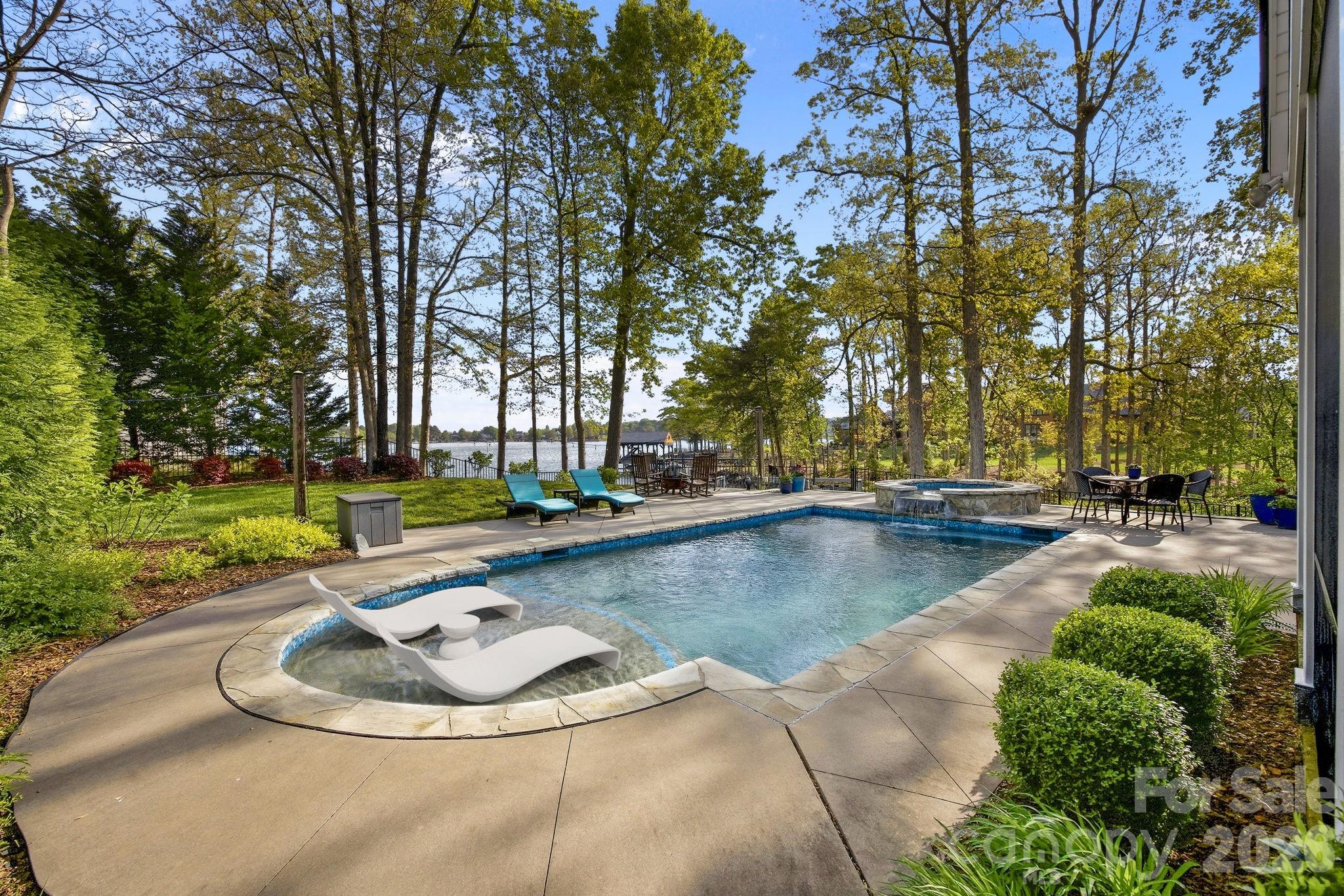 Pointe Regatta - Residential