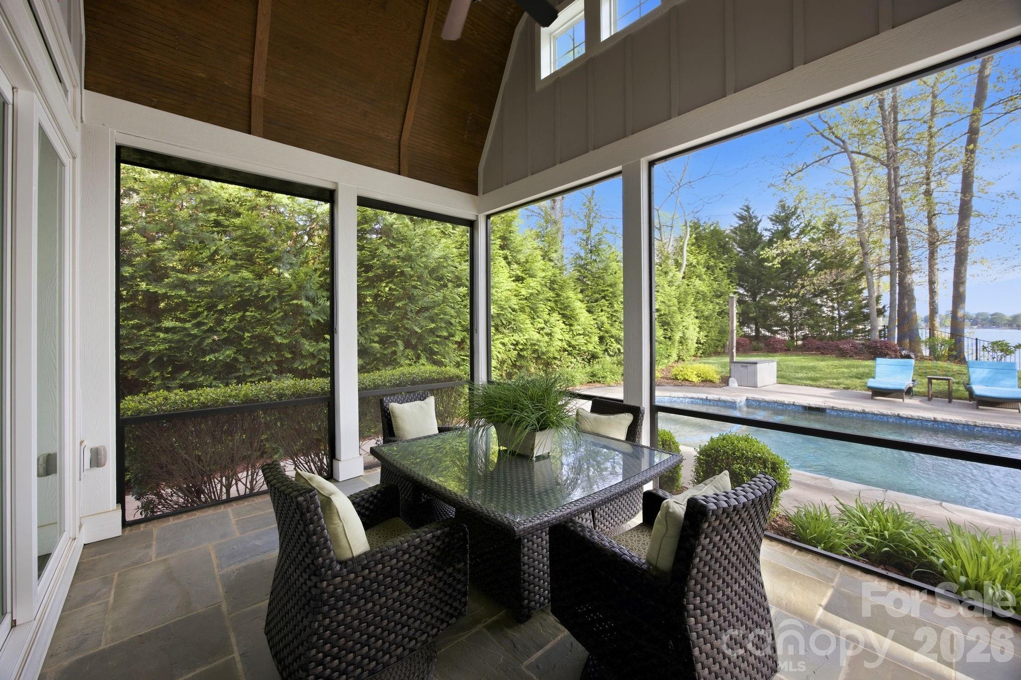 Pointe Regatta - Residential
