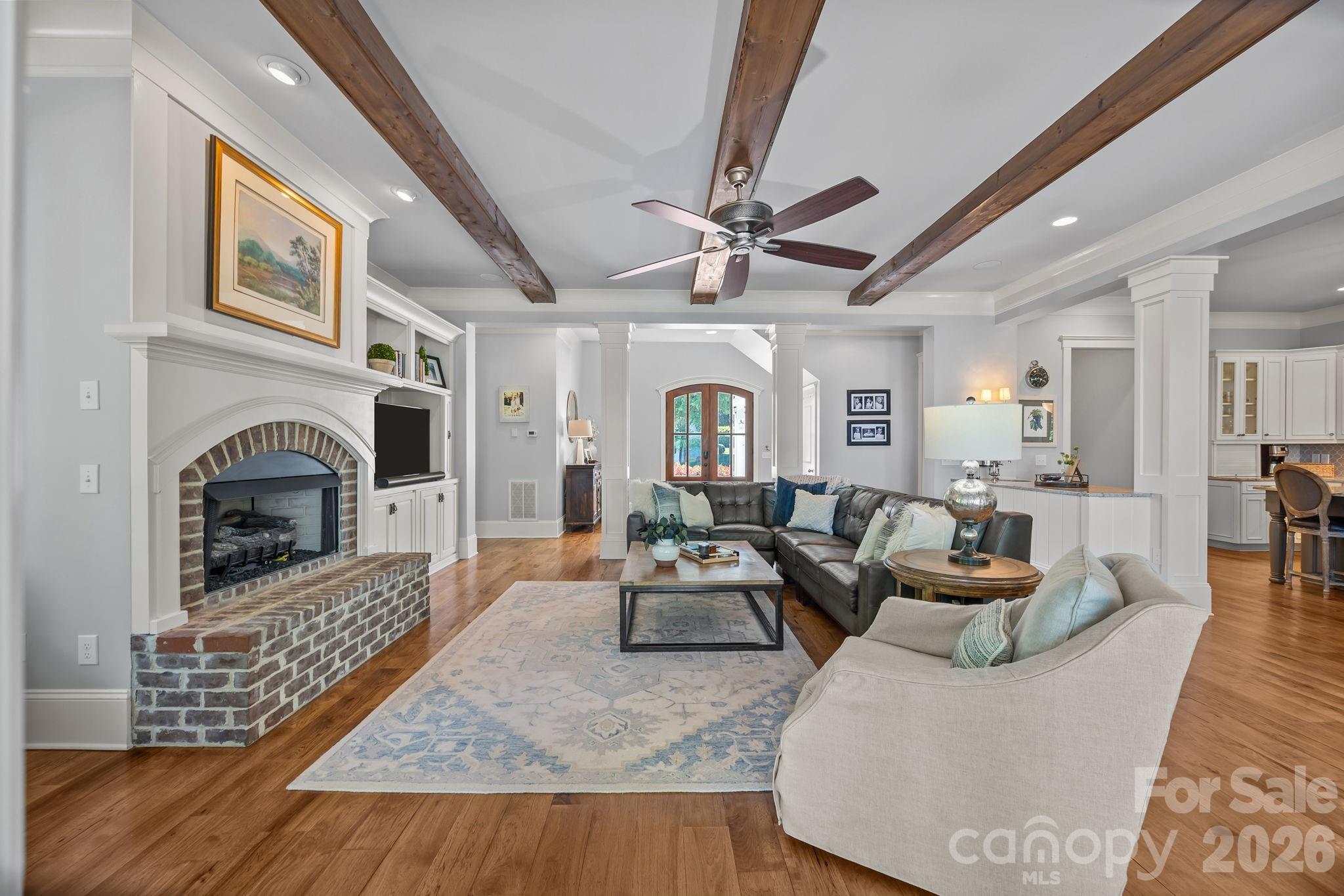 Pointe Regatta - Residential