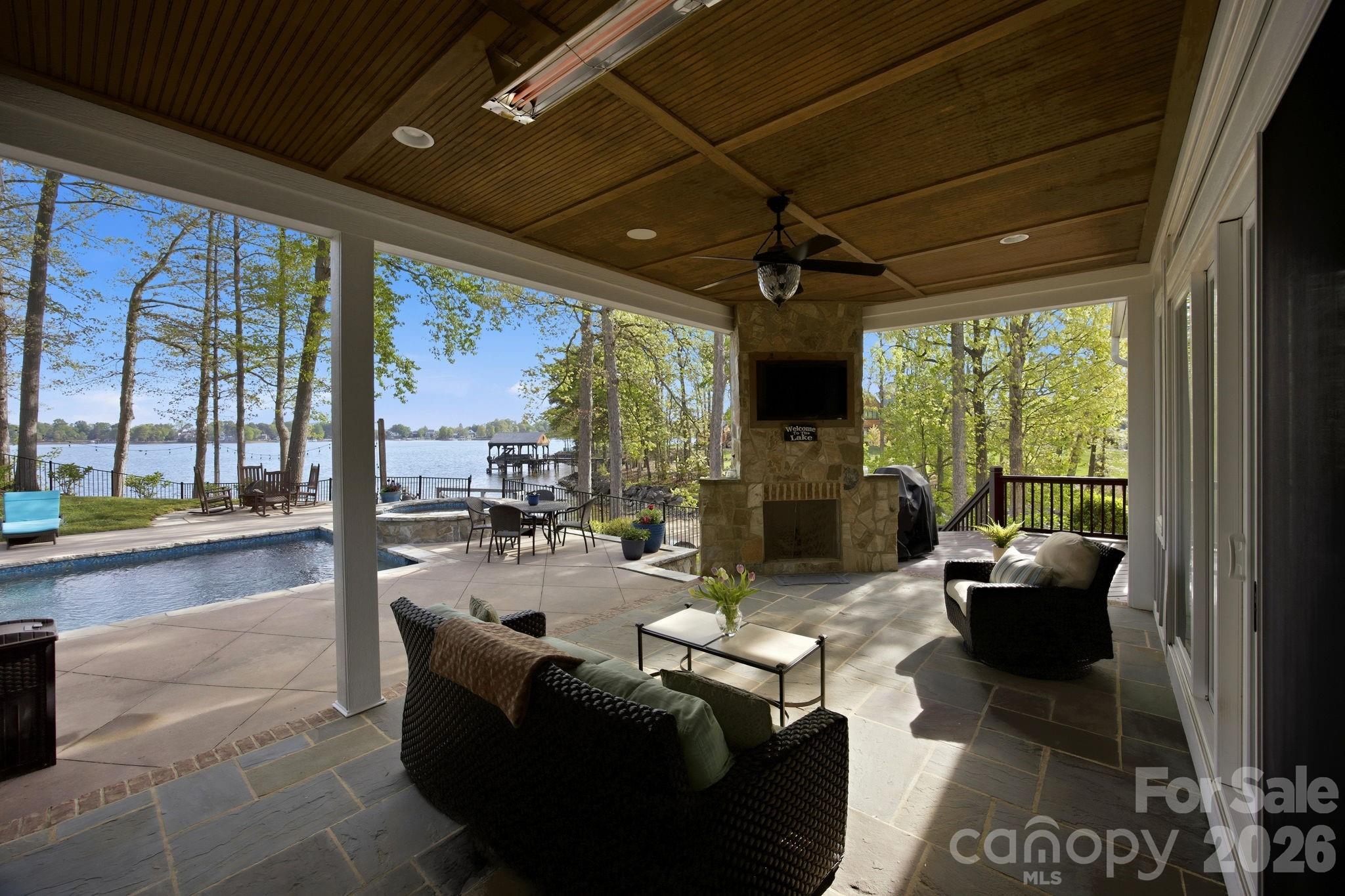 Pointe Regatta - Residential