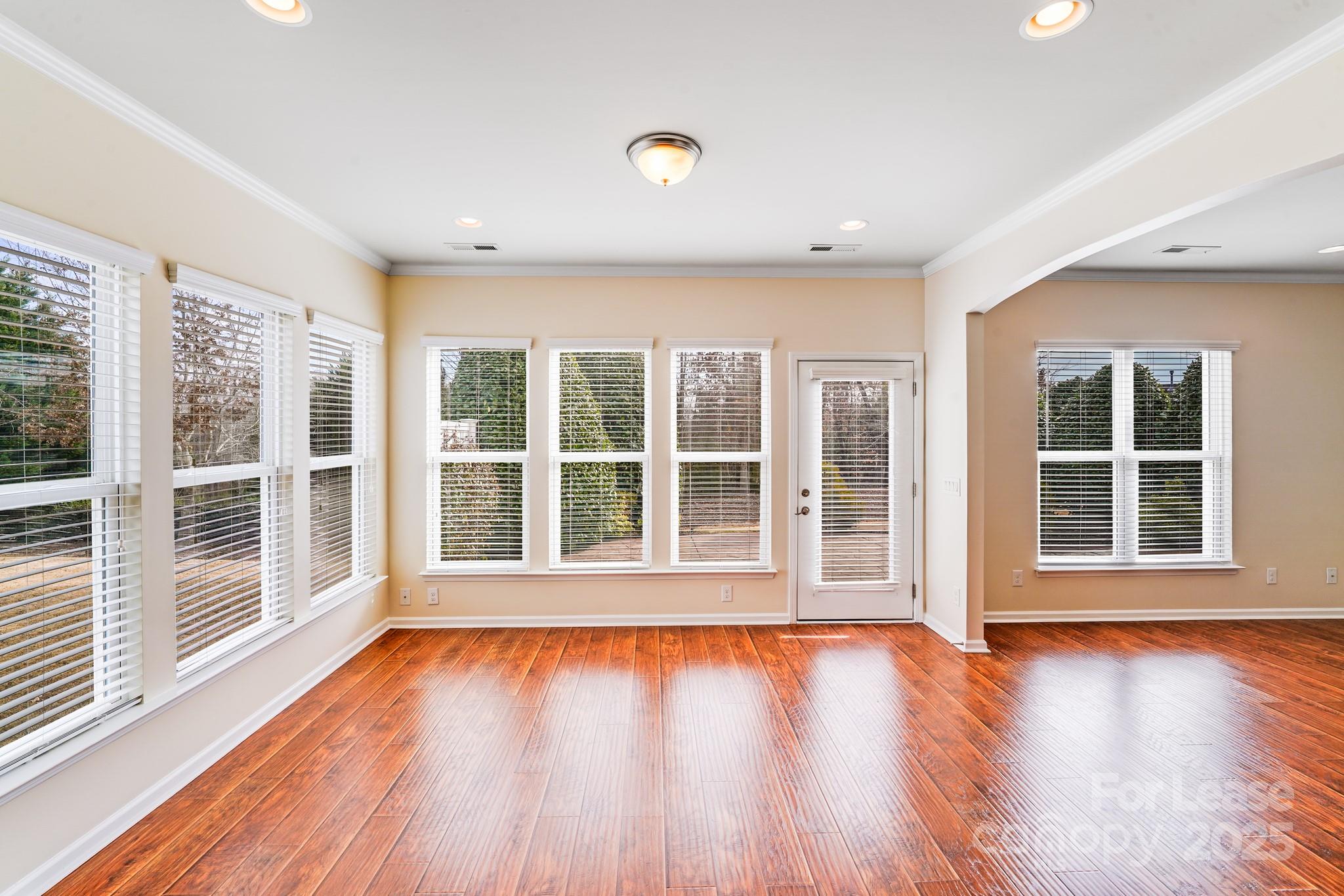 7012 Kitty Hawk Lane