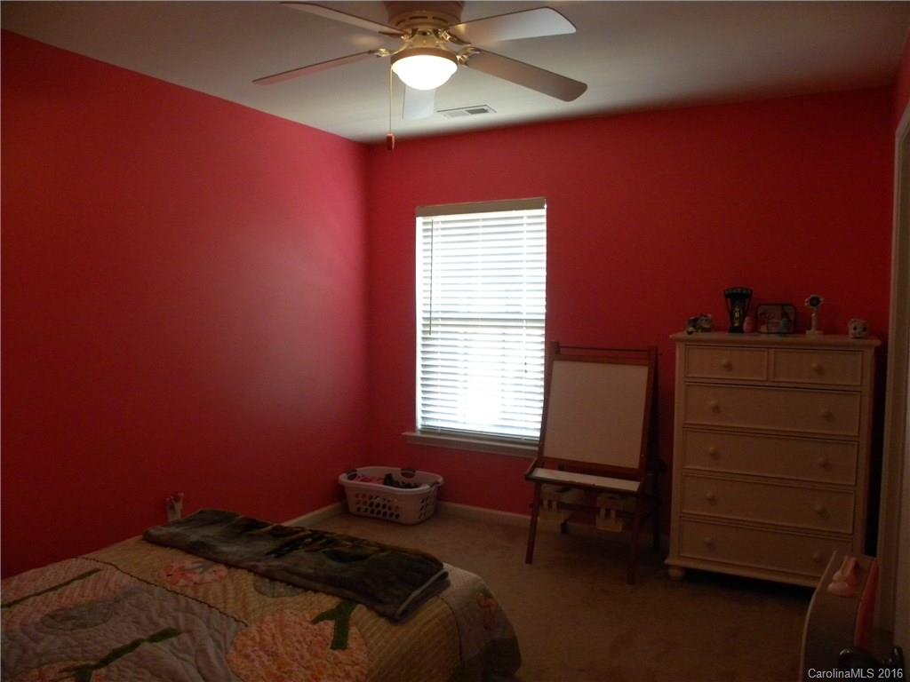 English Trails - Residential