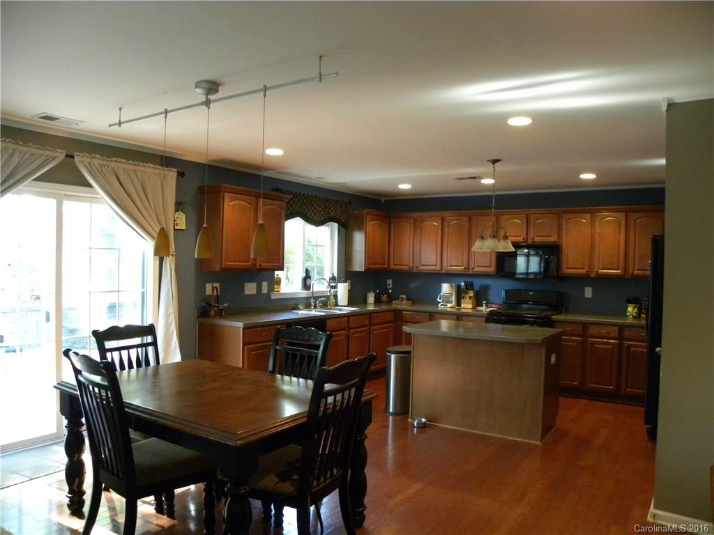 English Trails - Residential