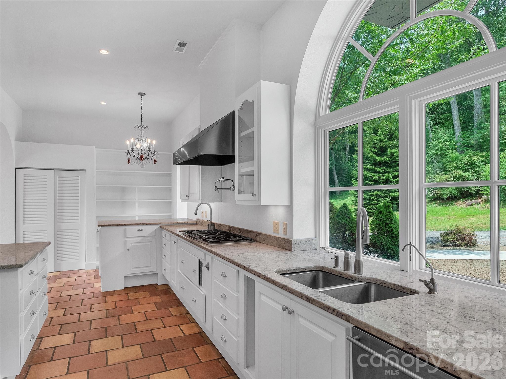 Hi-Mountain - Residential