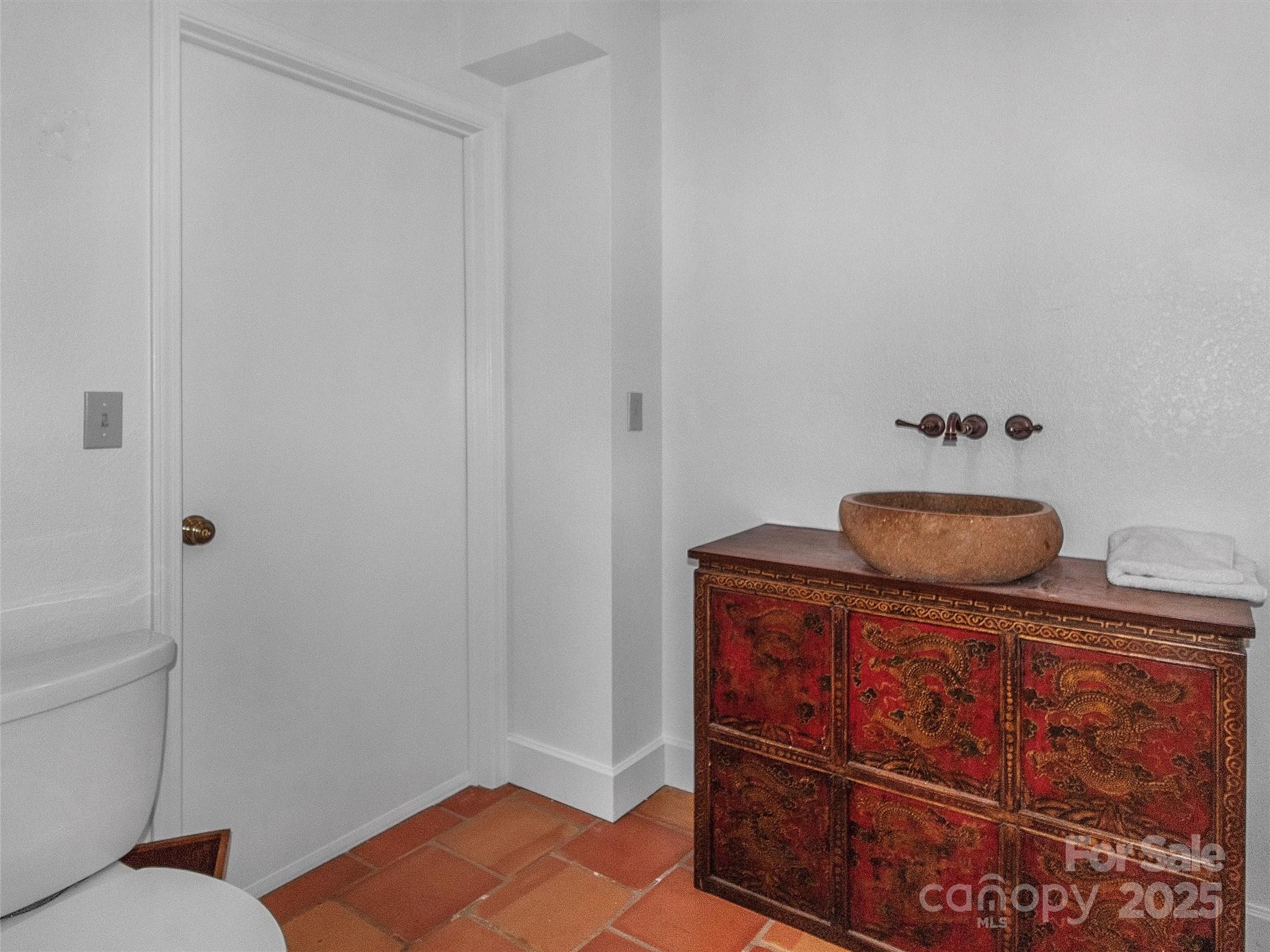 Hi-Mountain - Residential