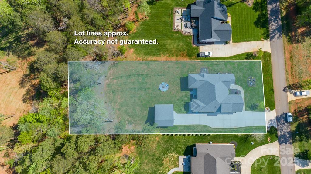 4594 N Wynswept Drive