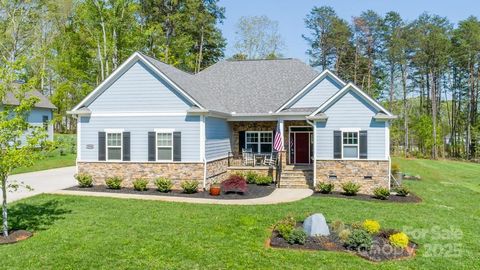 Photo of 4594 N Wynswept Drive, Maiden, NC 28650 (MLS # 4247228)