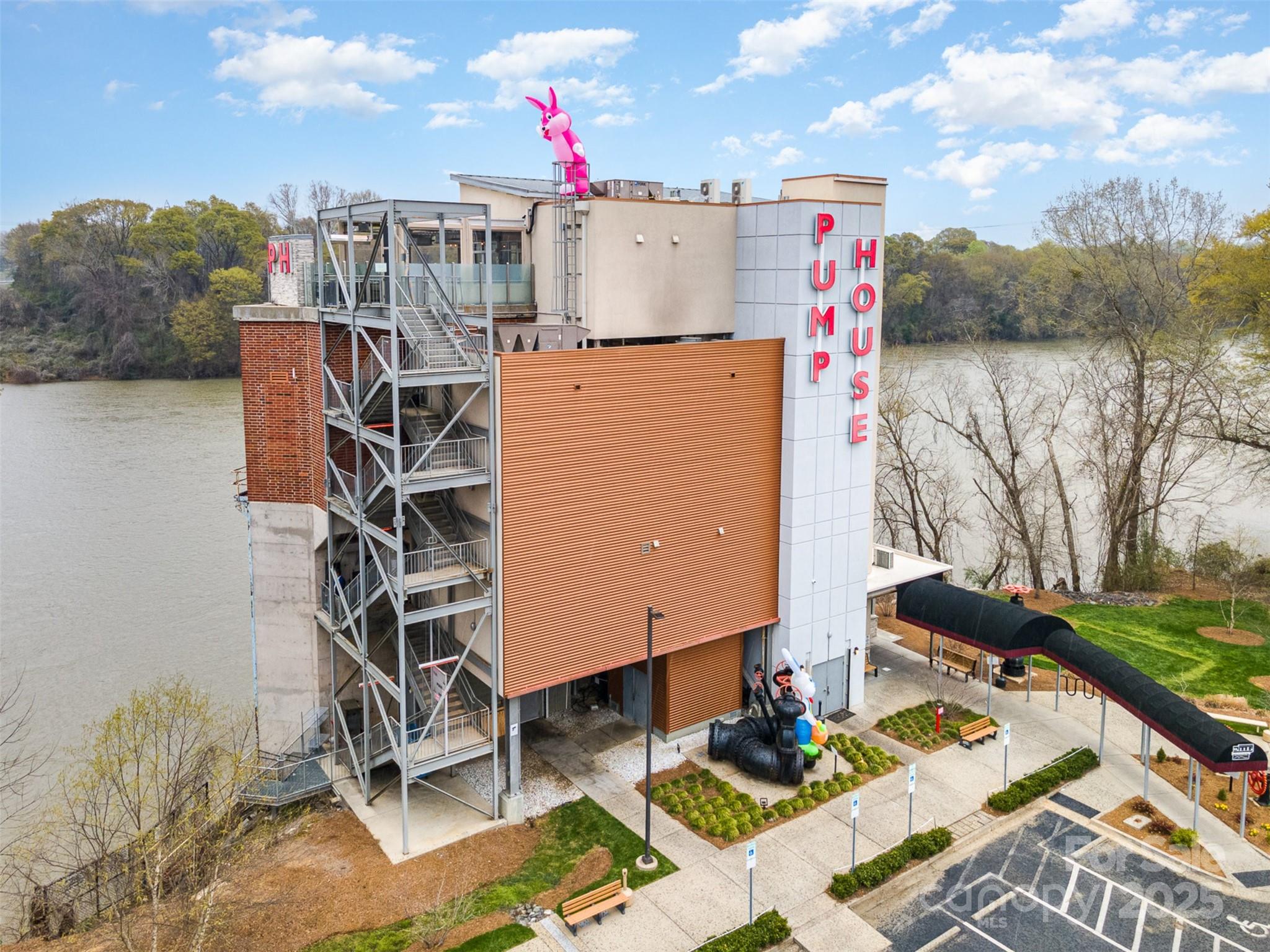 Riverwalk - Residential