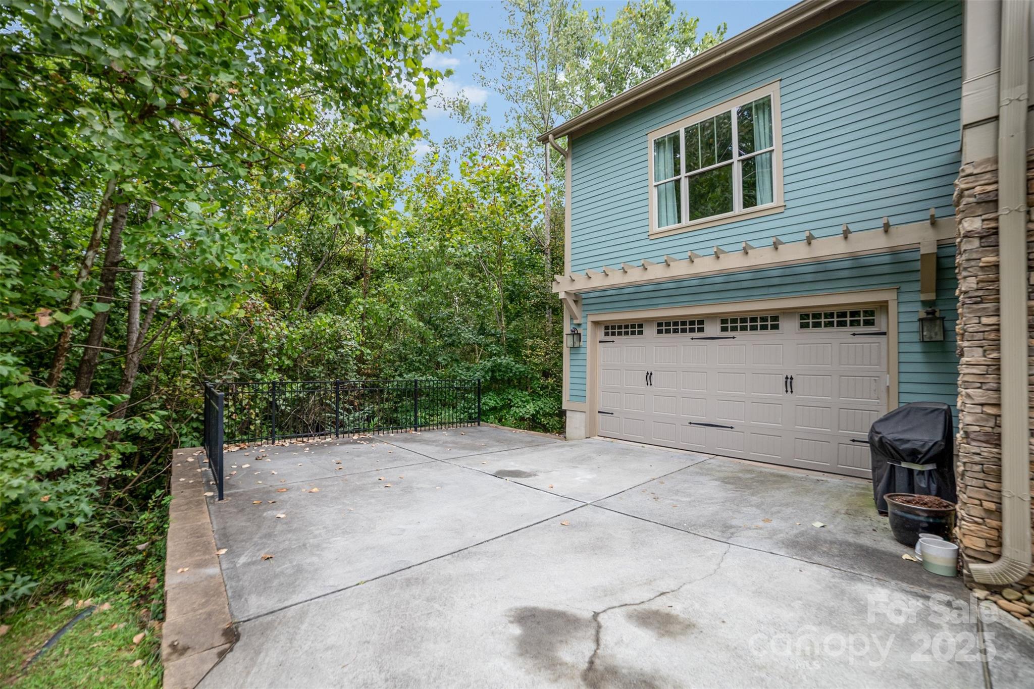 Riverwalk - Residential