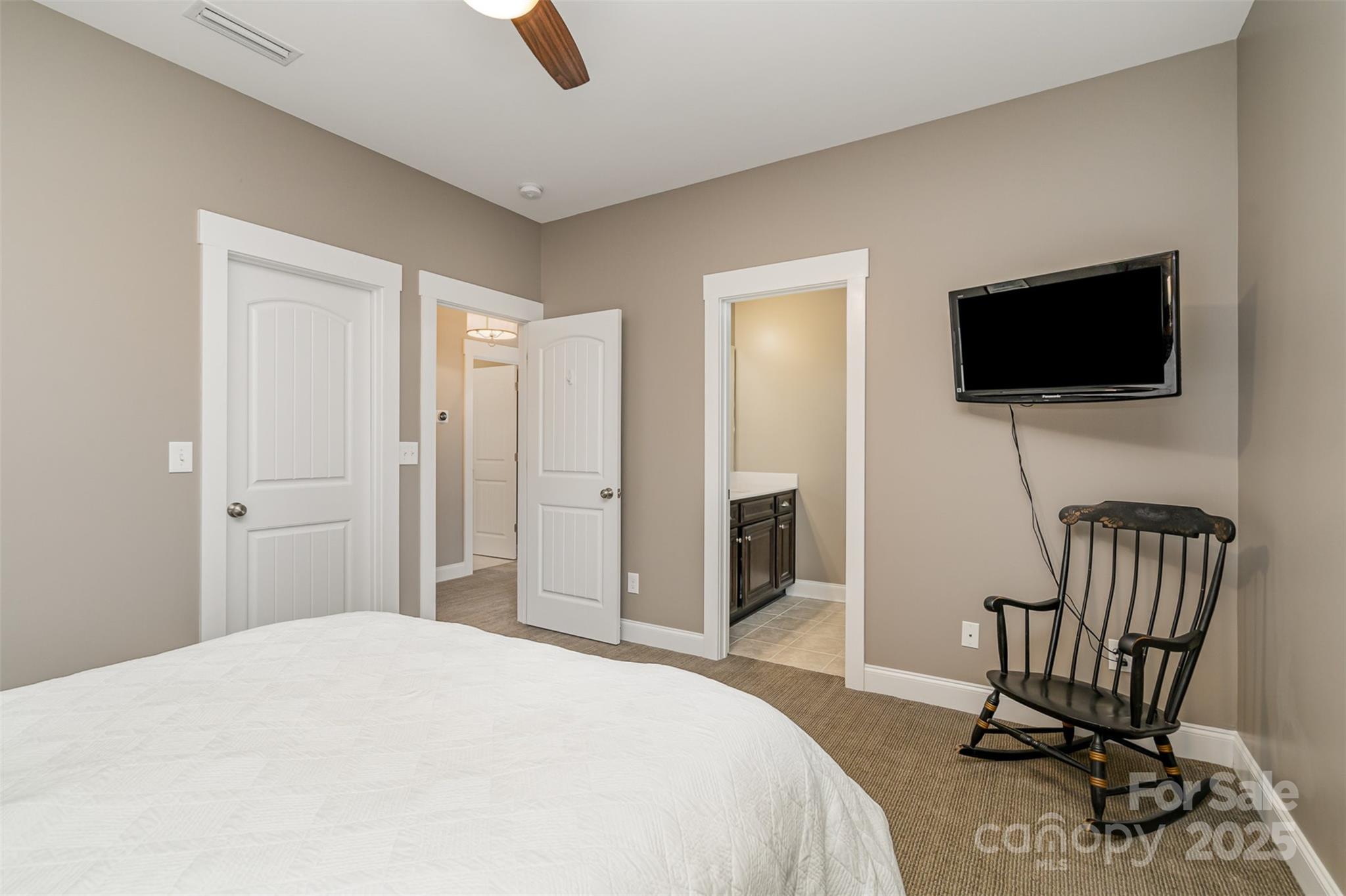 Riverwalk - Residential