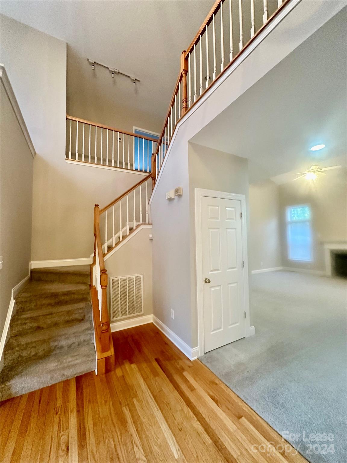 Hunter Oaks - Residential Lease