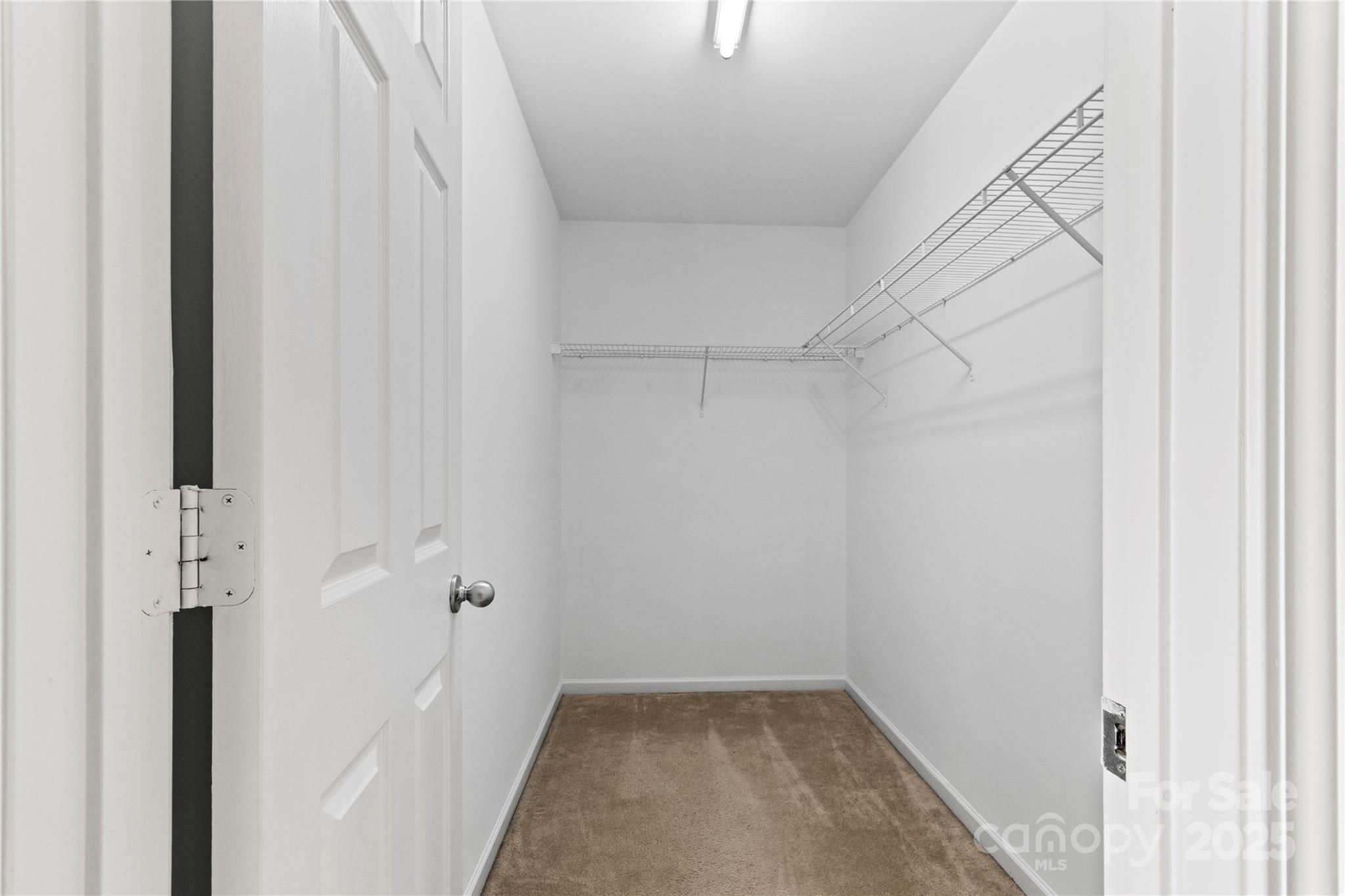 Hamilton Lakes - Residential