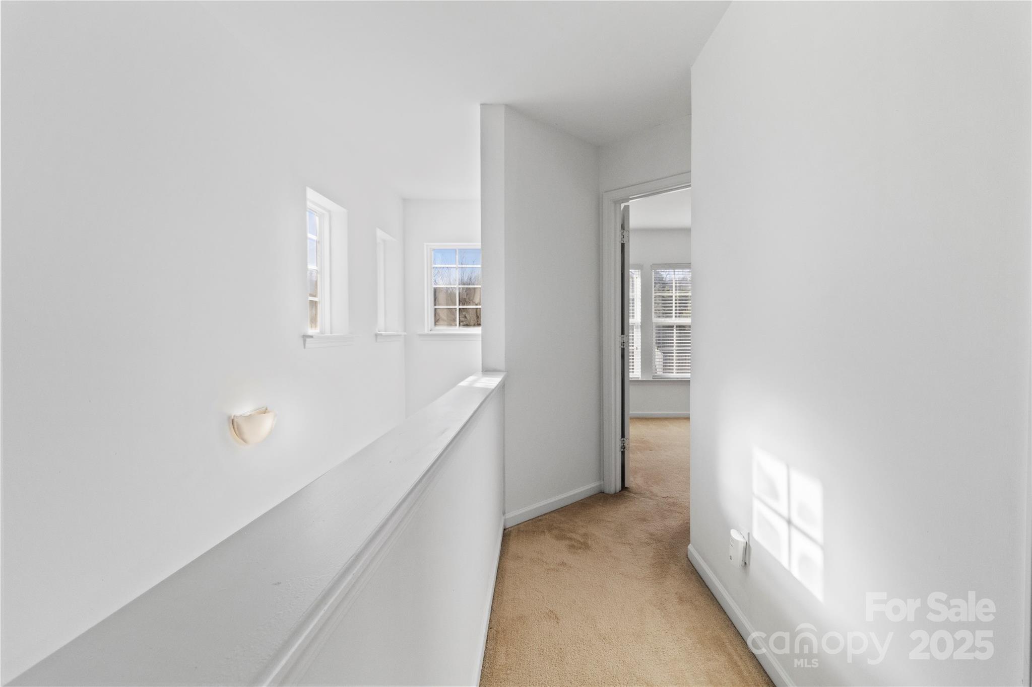 Hamilton Lakes - Residential