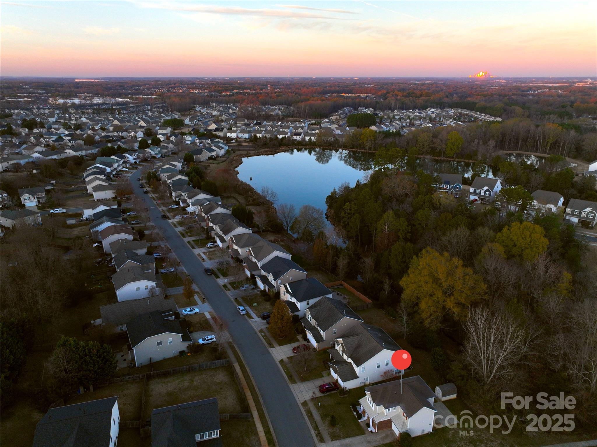Hamilton Lakes - Residential