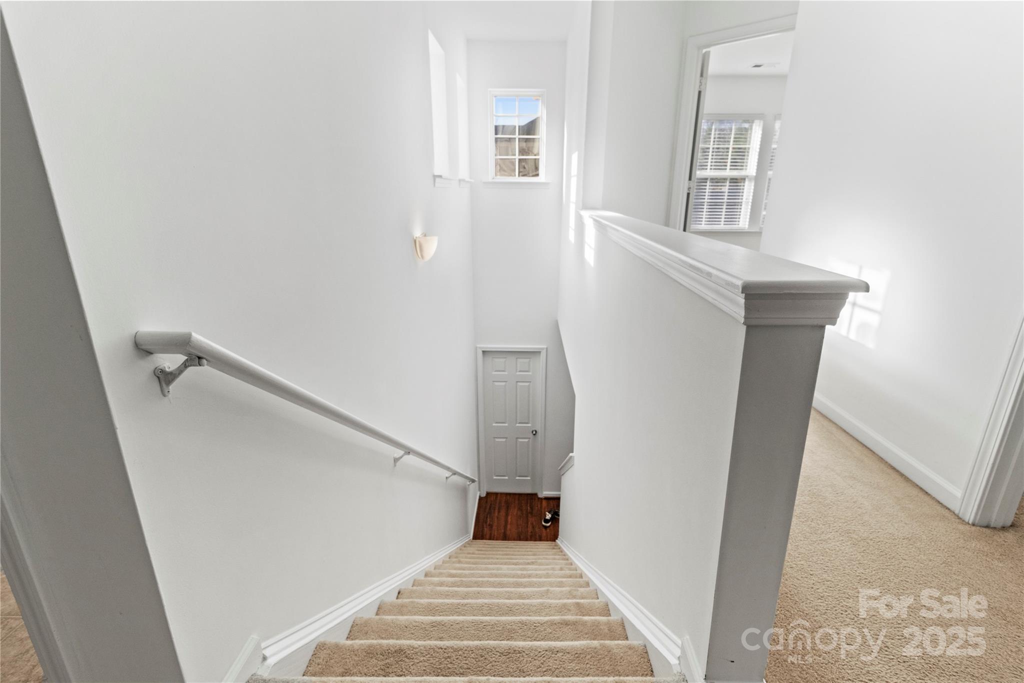 Hamilton Lakes - Residential