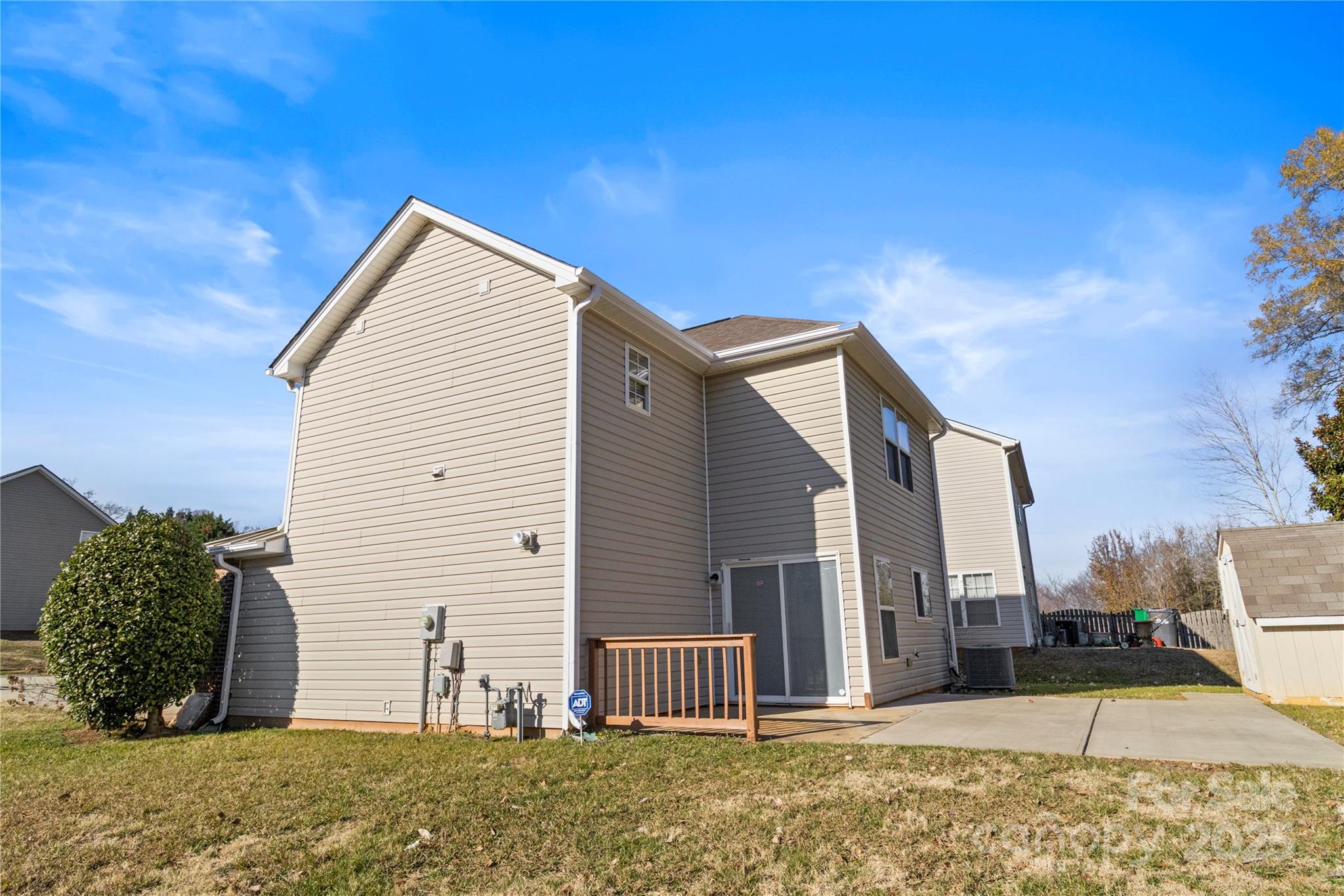 Hamilton Lakes - Residential