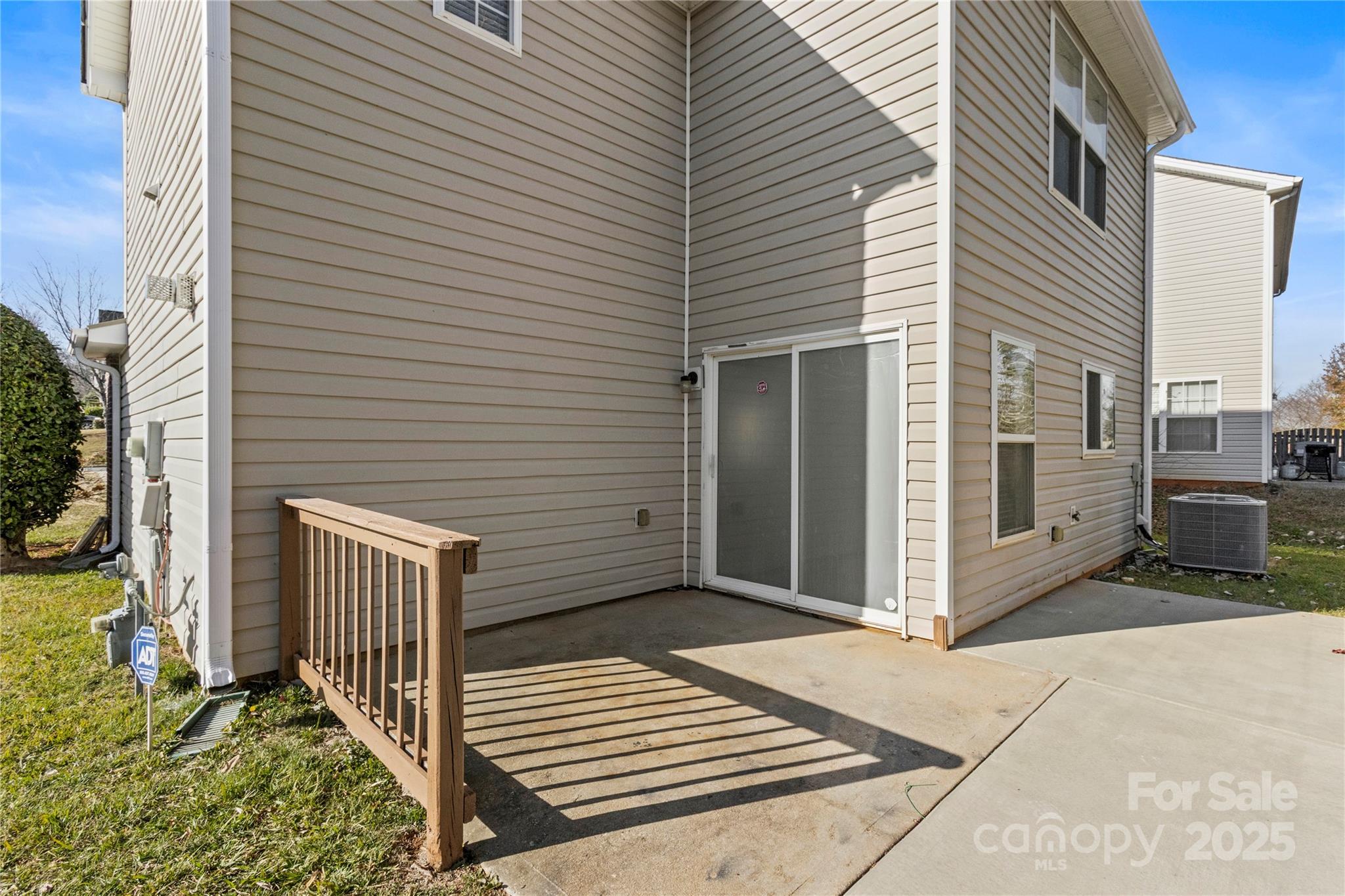 Hamilton Lakes - Residential