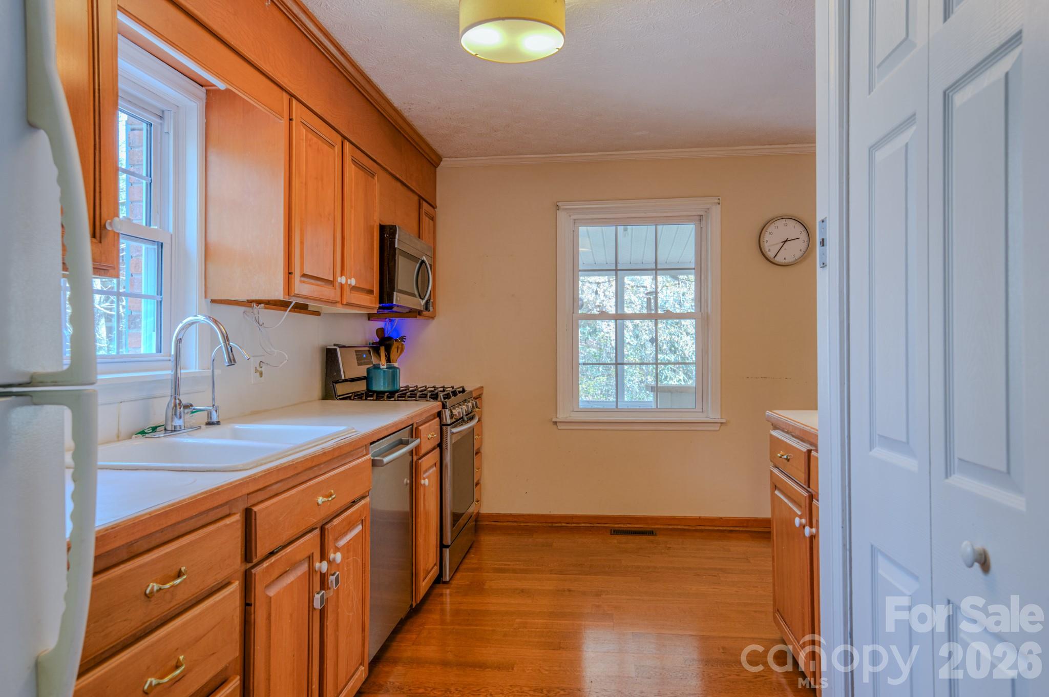 Long John Mountain - Residential