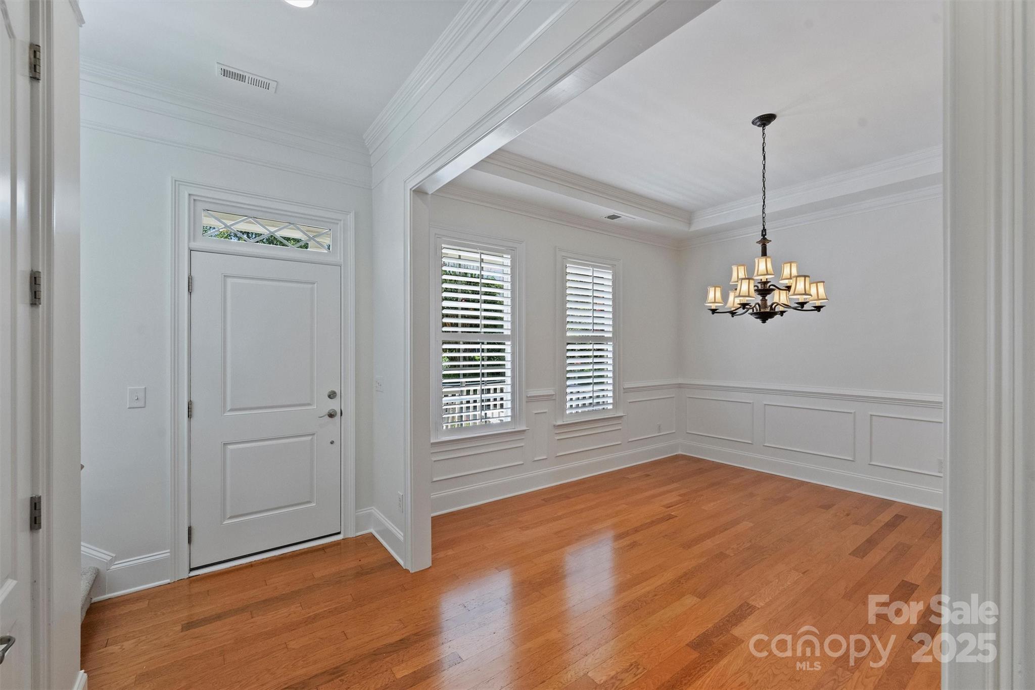 8238 Indigo Row