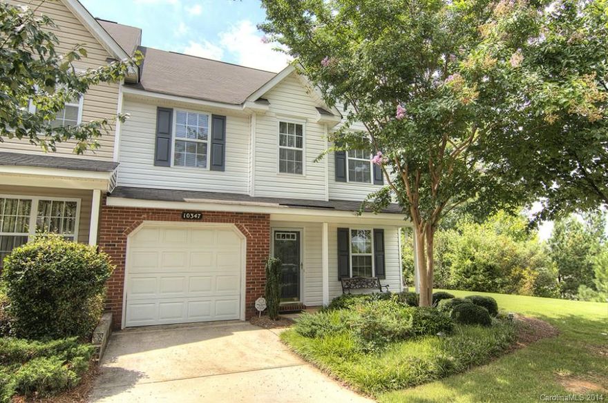 Fabulous townhome near University area has 1st floor master and 2 BR up with small loft that over looks Great Room and Open Floor Plan.  Large kitchen has tons of storage and Breakfast Bar.  Spacious living area has lots of light and opens to patio and outdoor living.  End unit provides privacy.