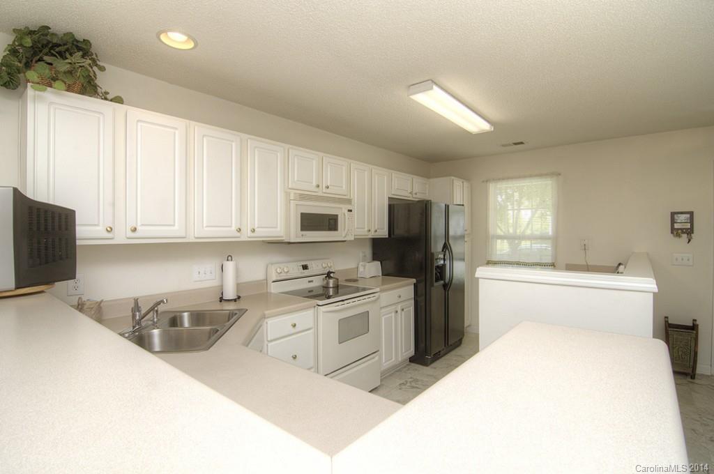 Old Stone Crossing - Residential