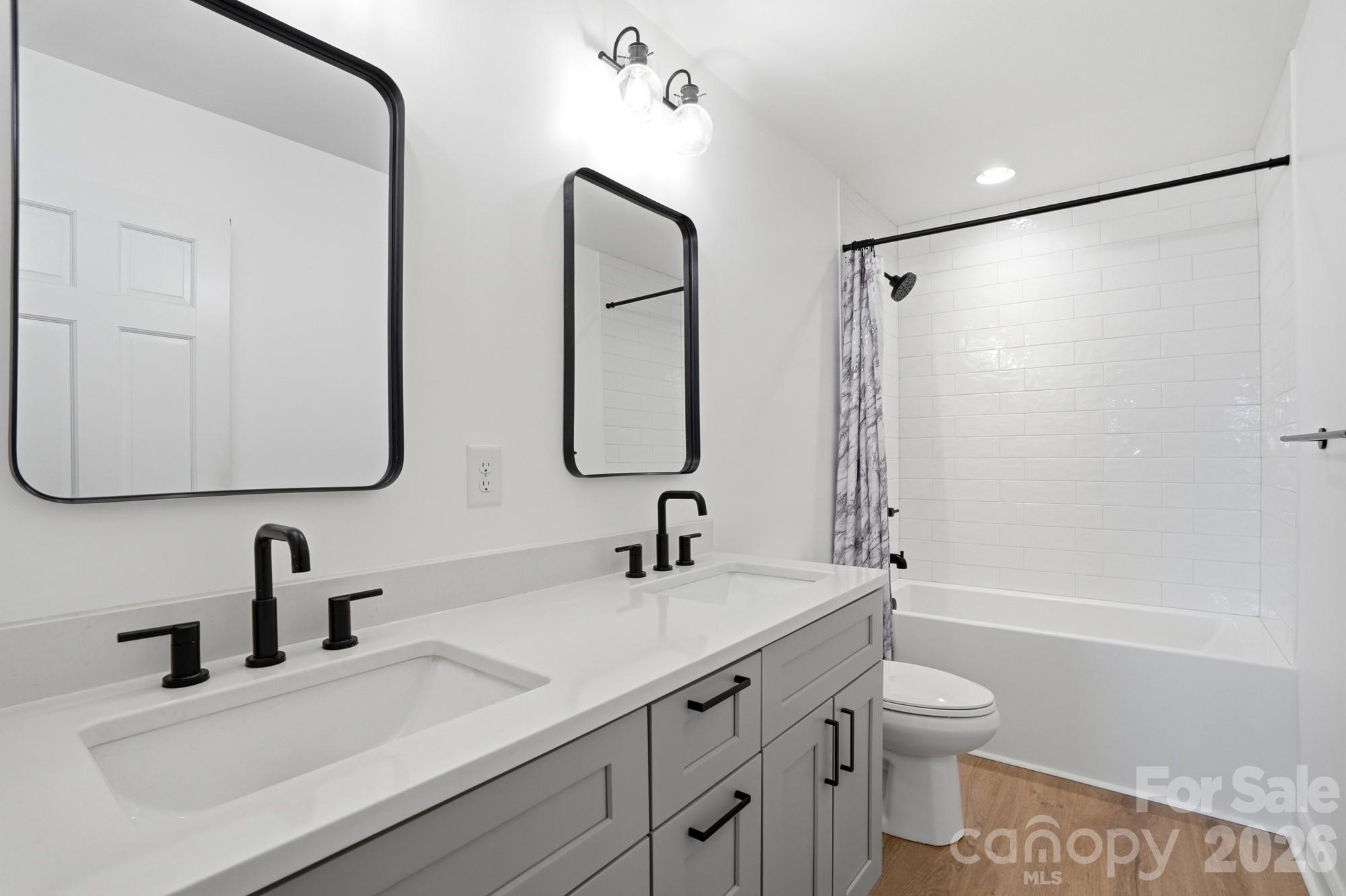 Imperial Point - Residential