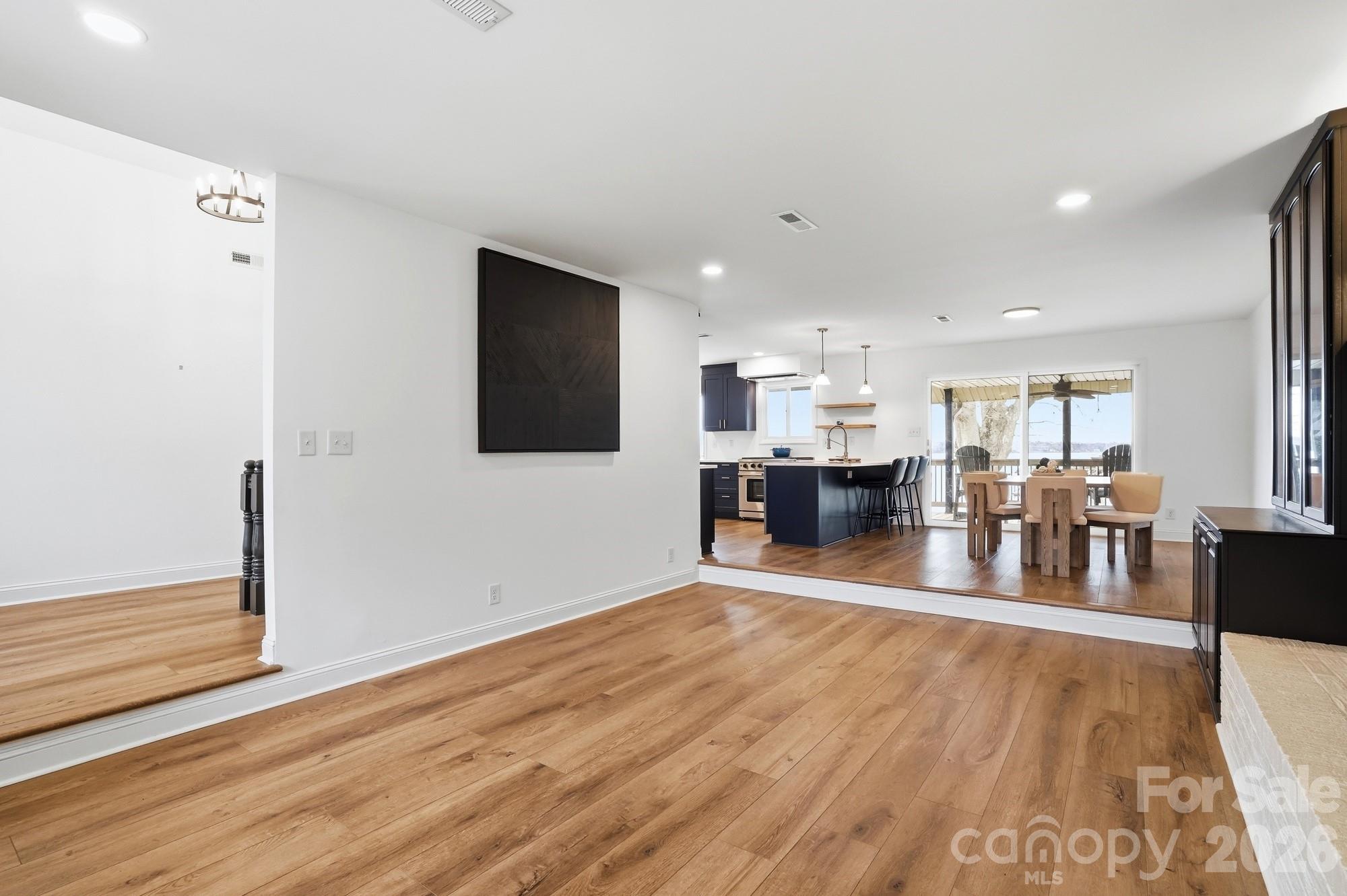 Imperial Point - Residential