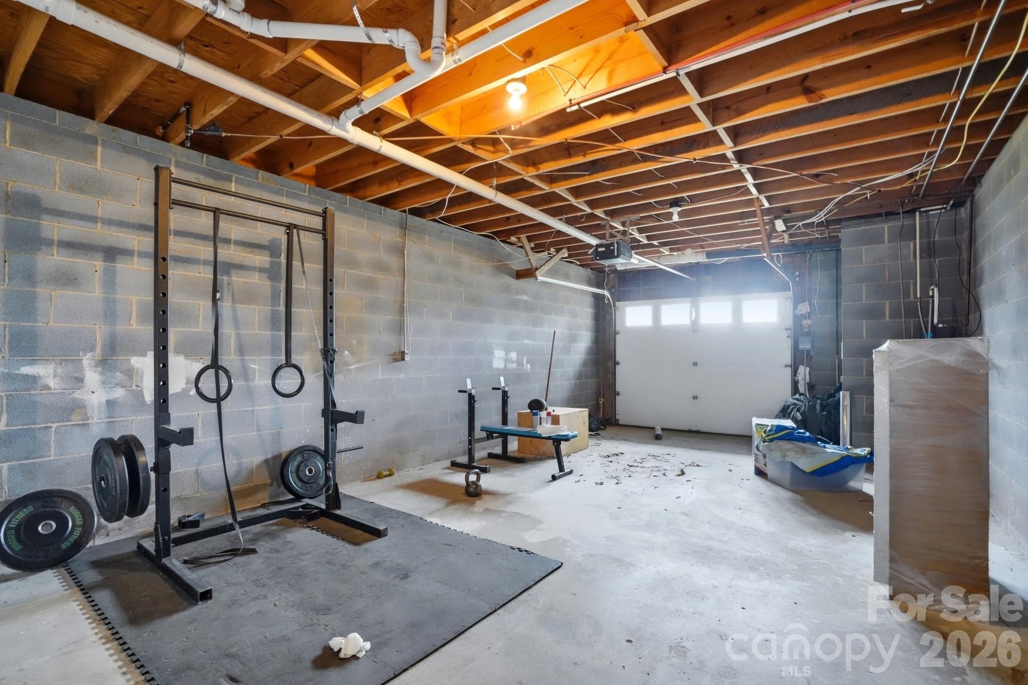 Imperial Point - Residential