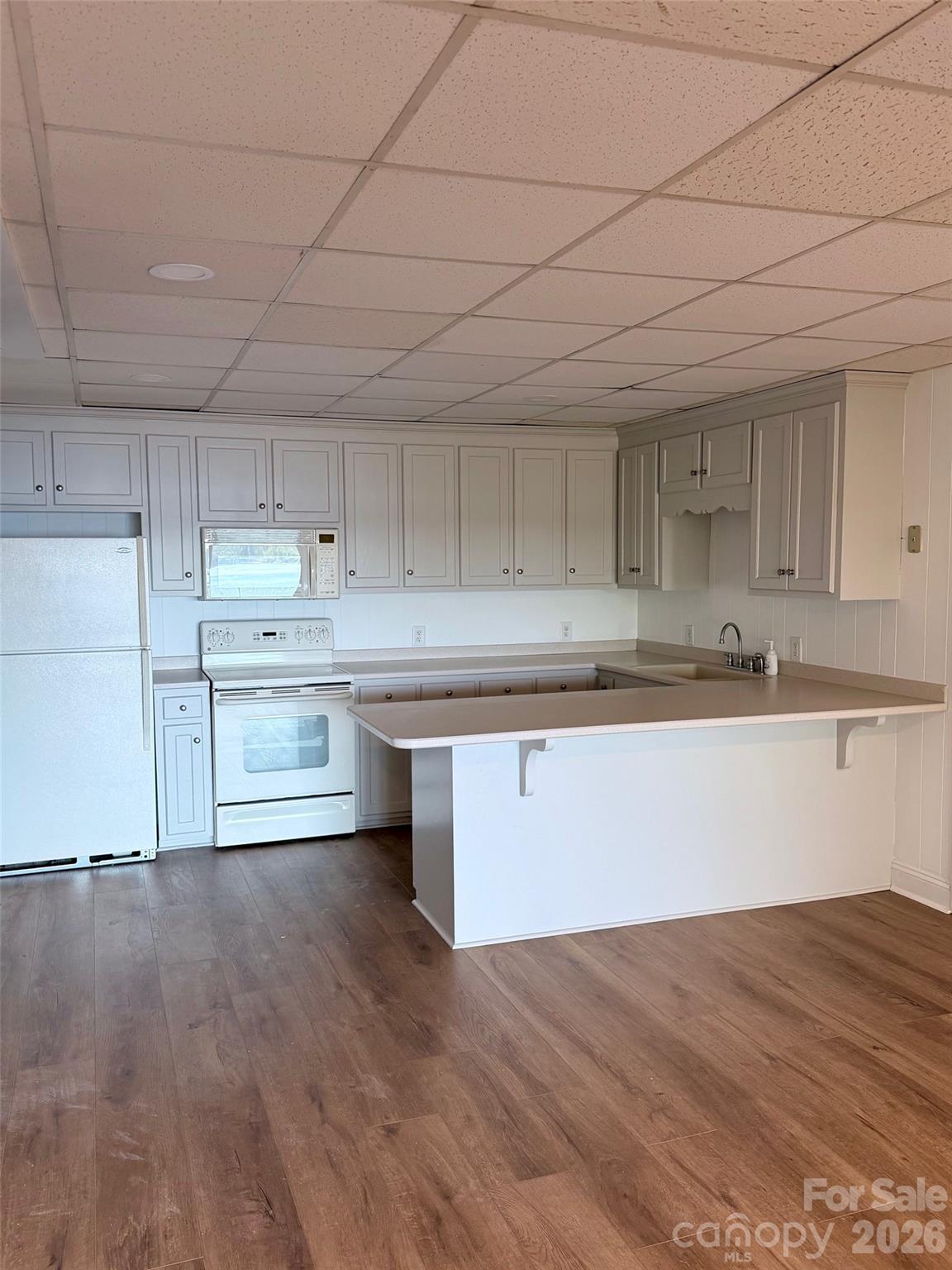 Imperial Point - Residential