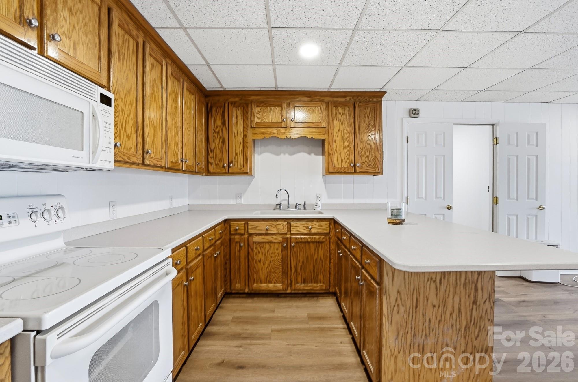 Imperial Point - Residential