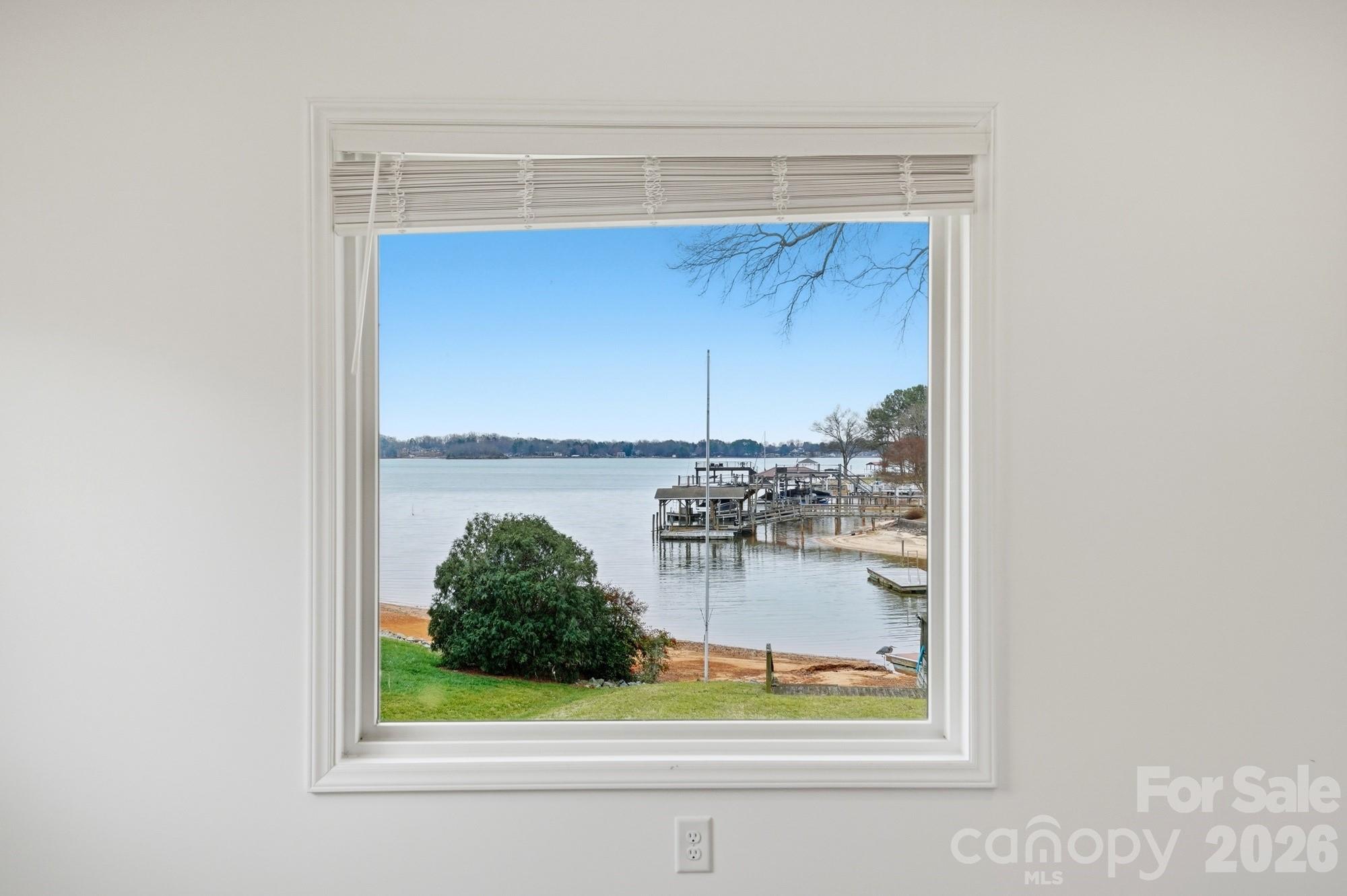 Imperial Point - Residential