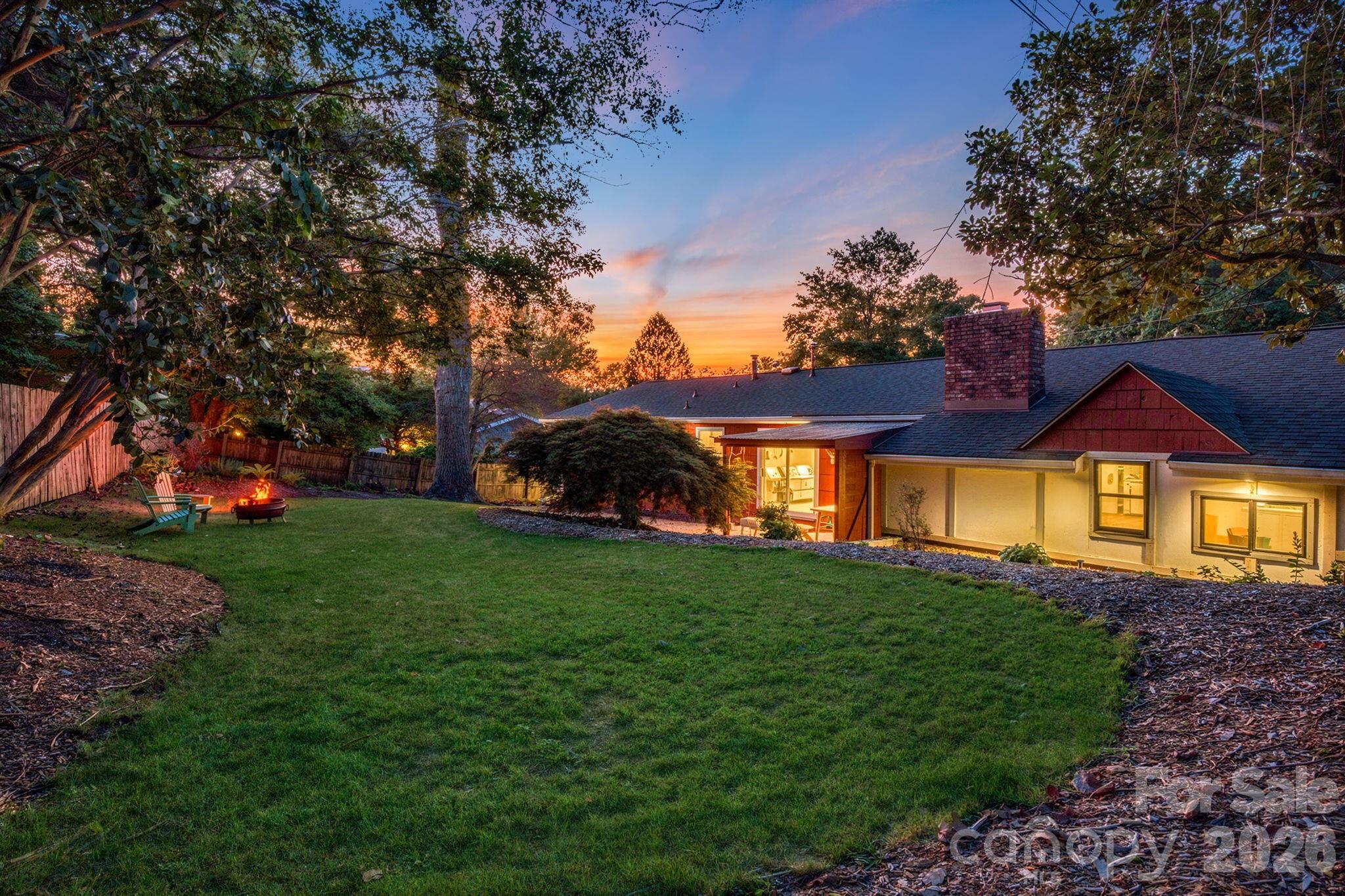 5 W Maple Drive