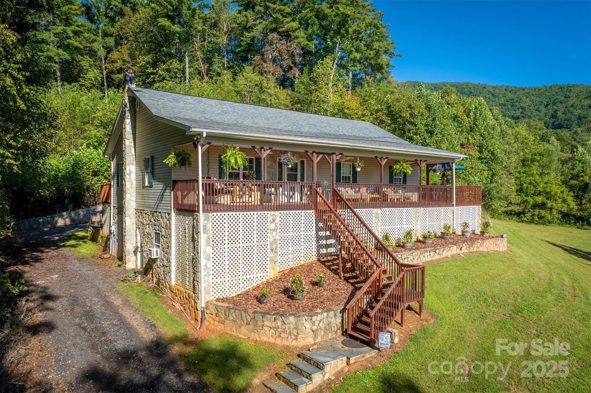 5933 Nubbin Creek Road