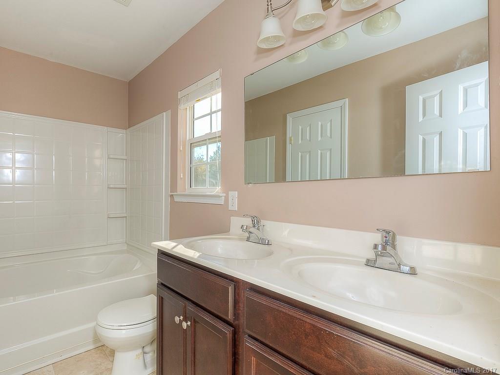 Henderson Oaks - Residential