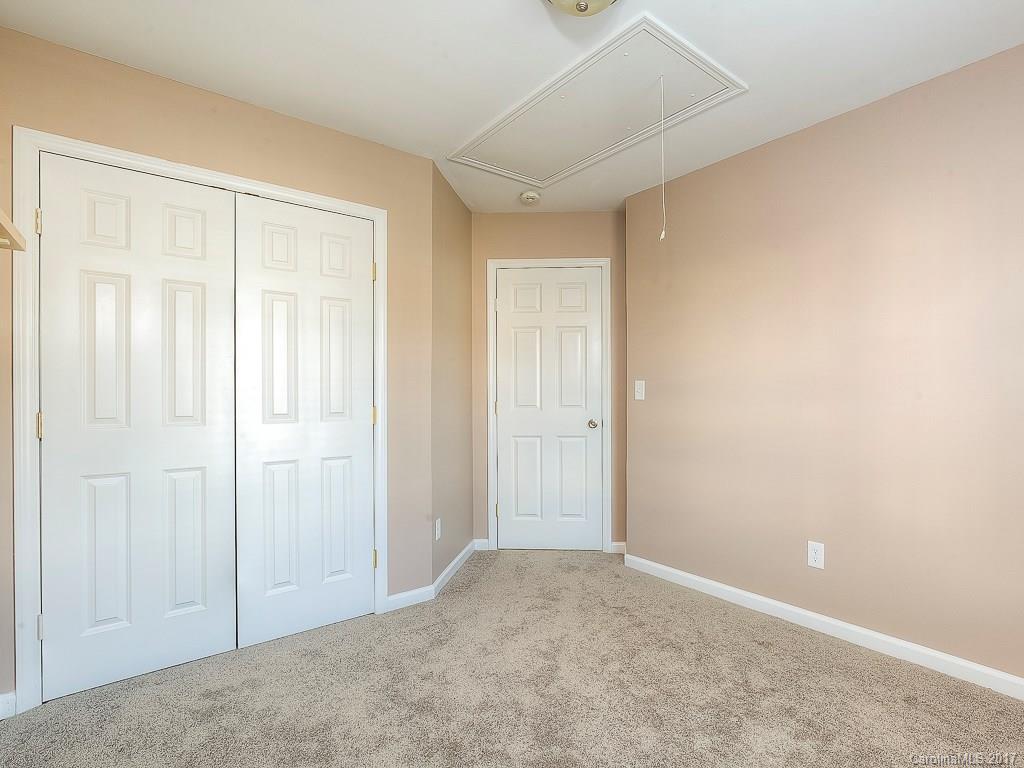 Henderson Oaks - Residential