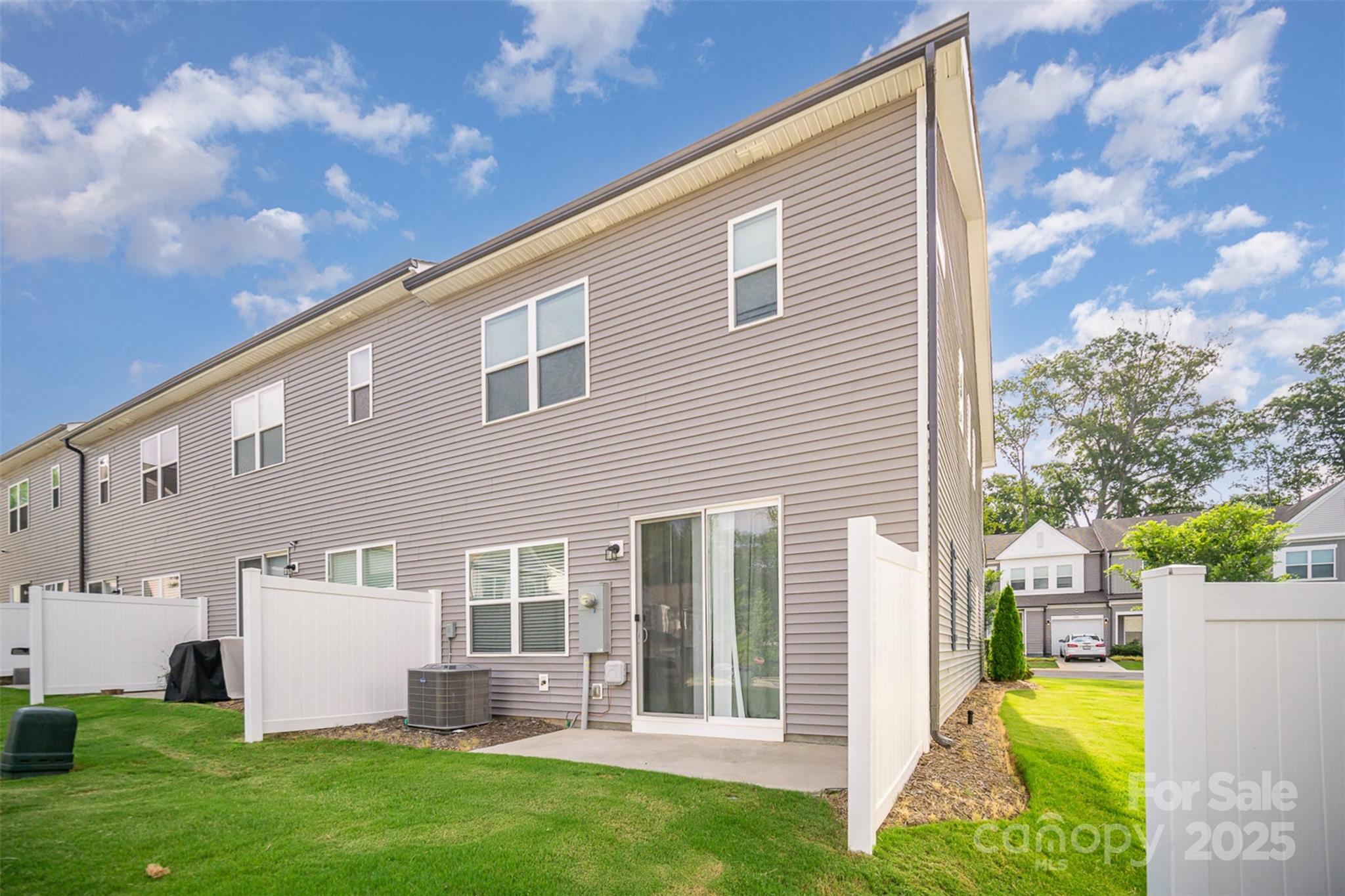 Fifteen 15 Cannon - Residential