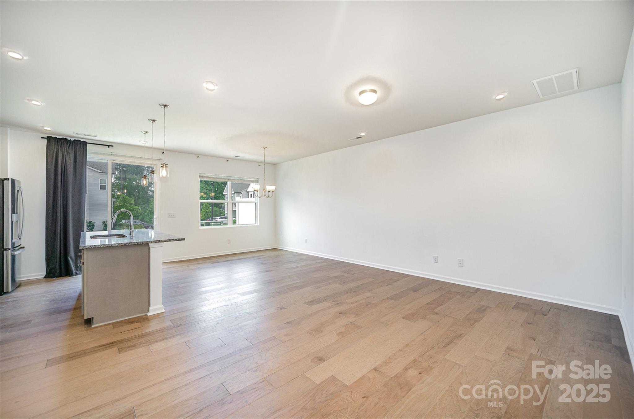 Fifteen 15 Cannon - Residential