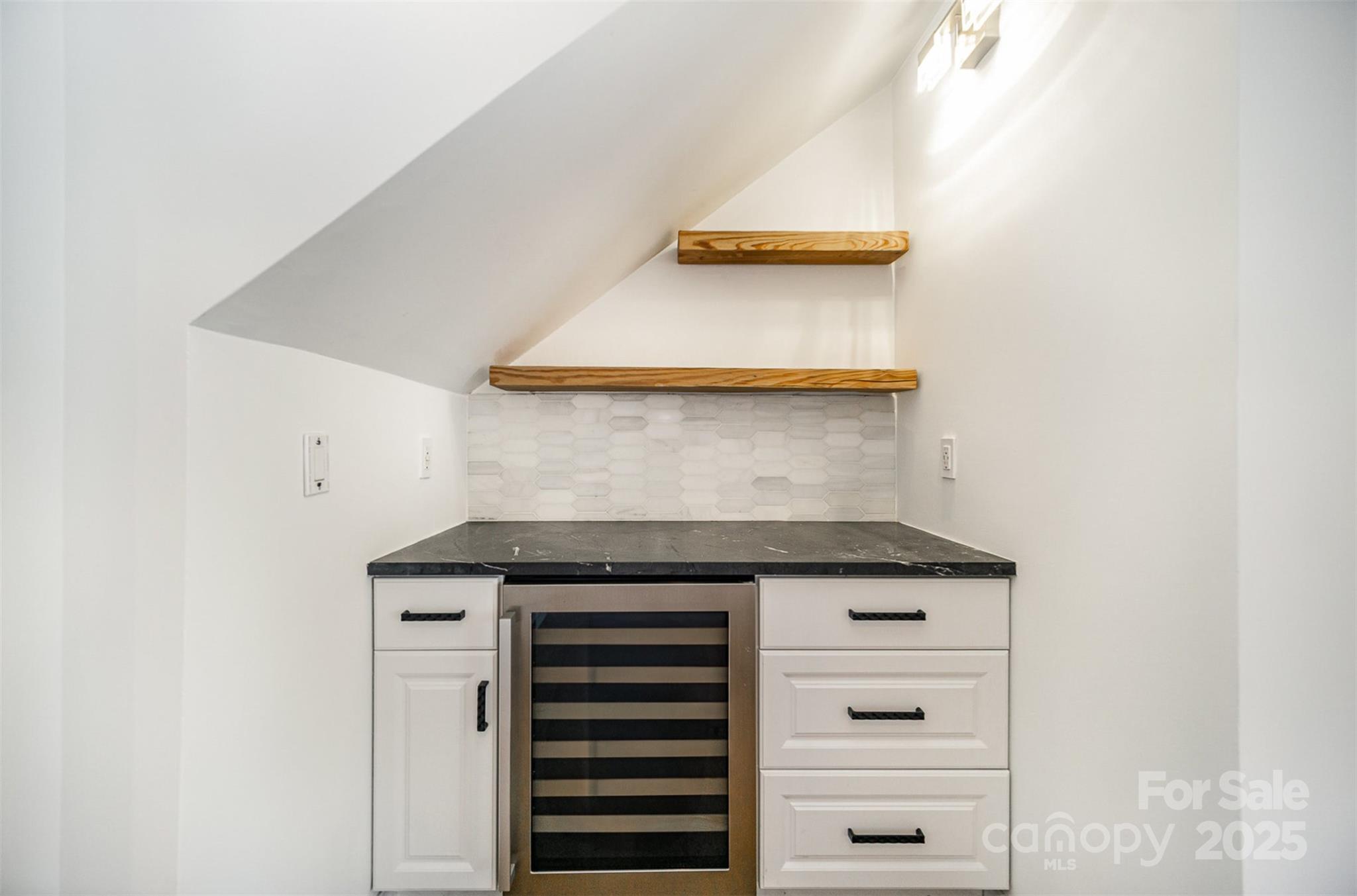 Fifteen 15 Cannon - Residential