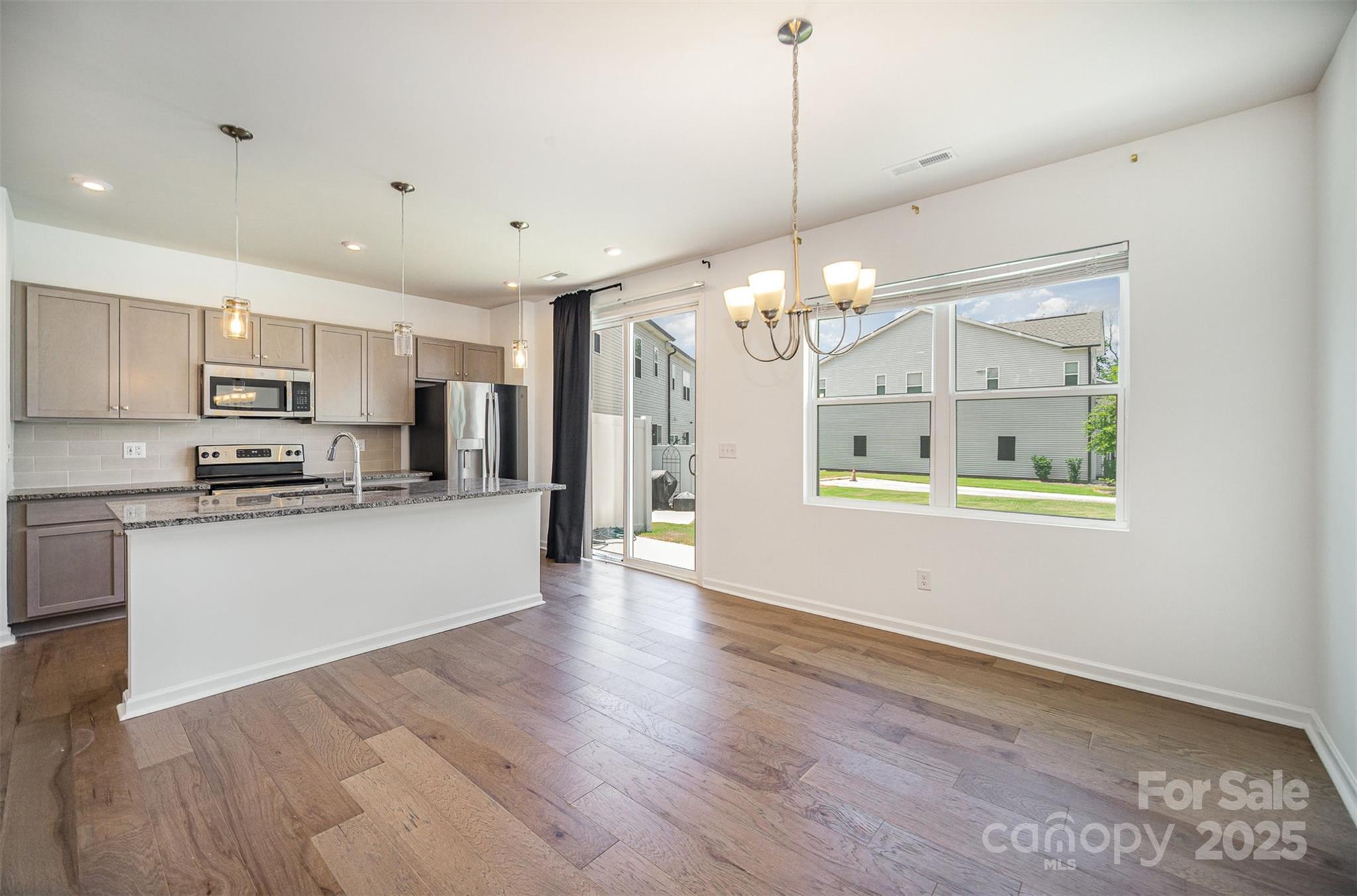 Fifteen 15 Cannon - Residential